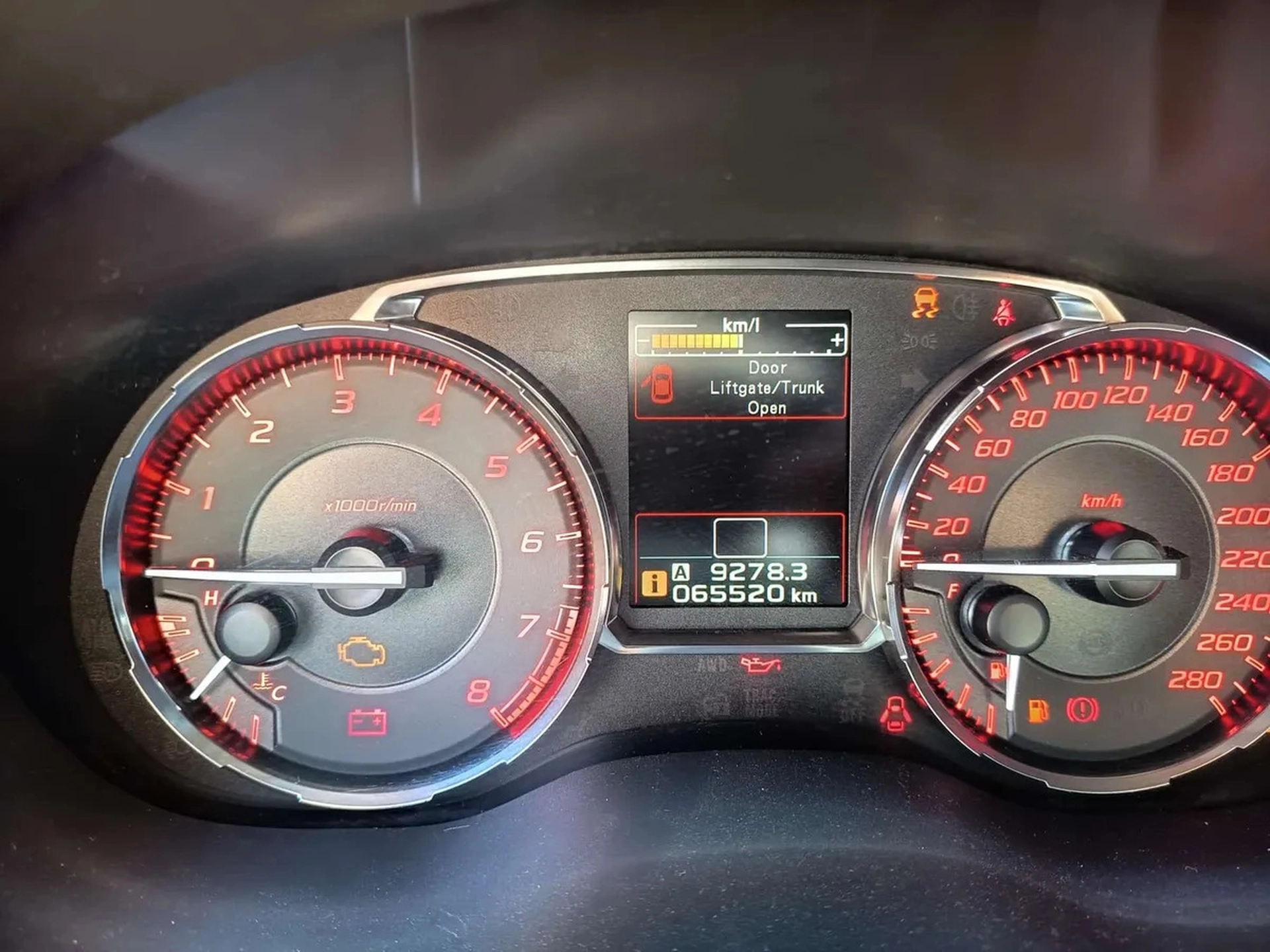 Subaru WRX WRX+L 2.0 M/T (E3-DL)