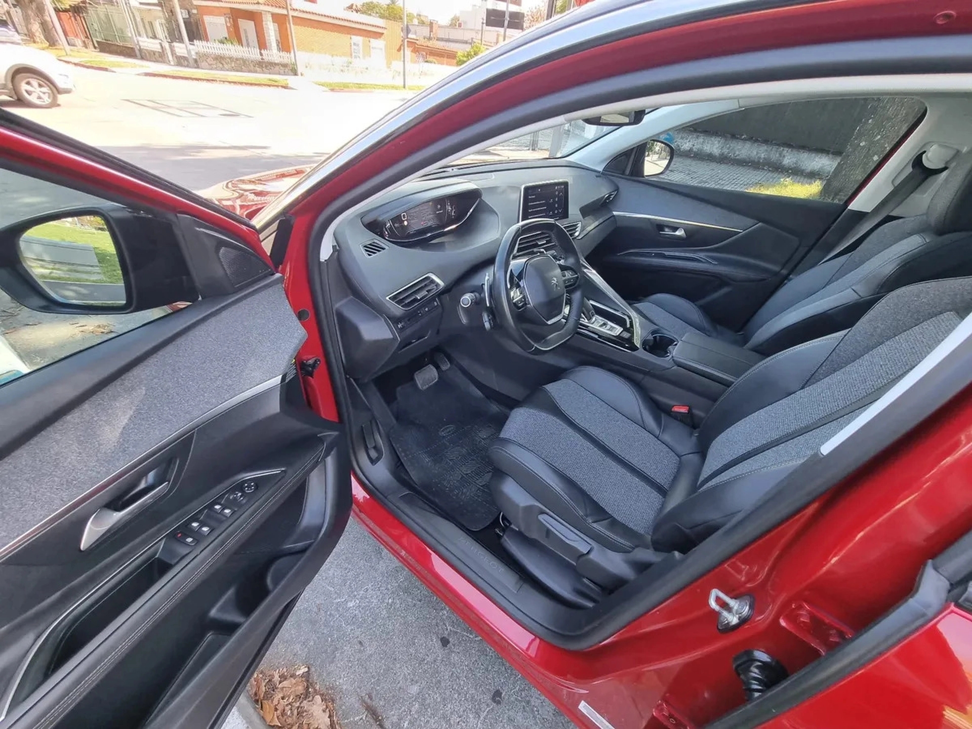 Peugeot 3008 Allure 1.6 THP 165