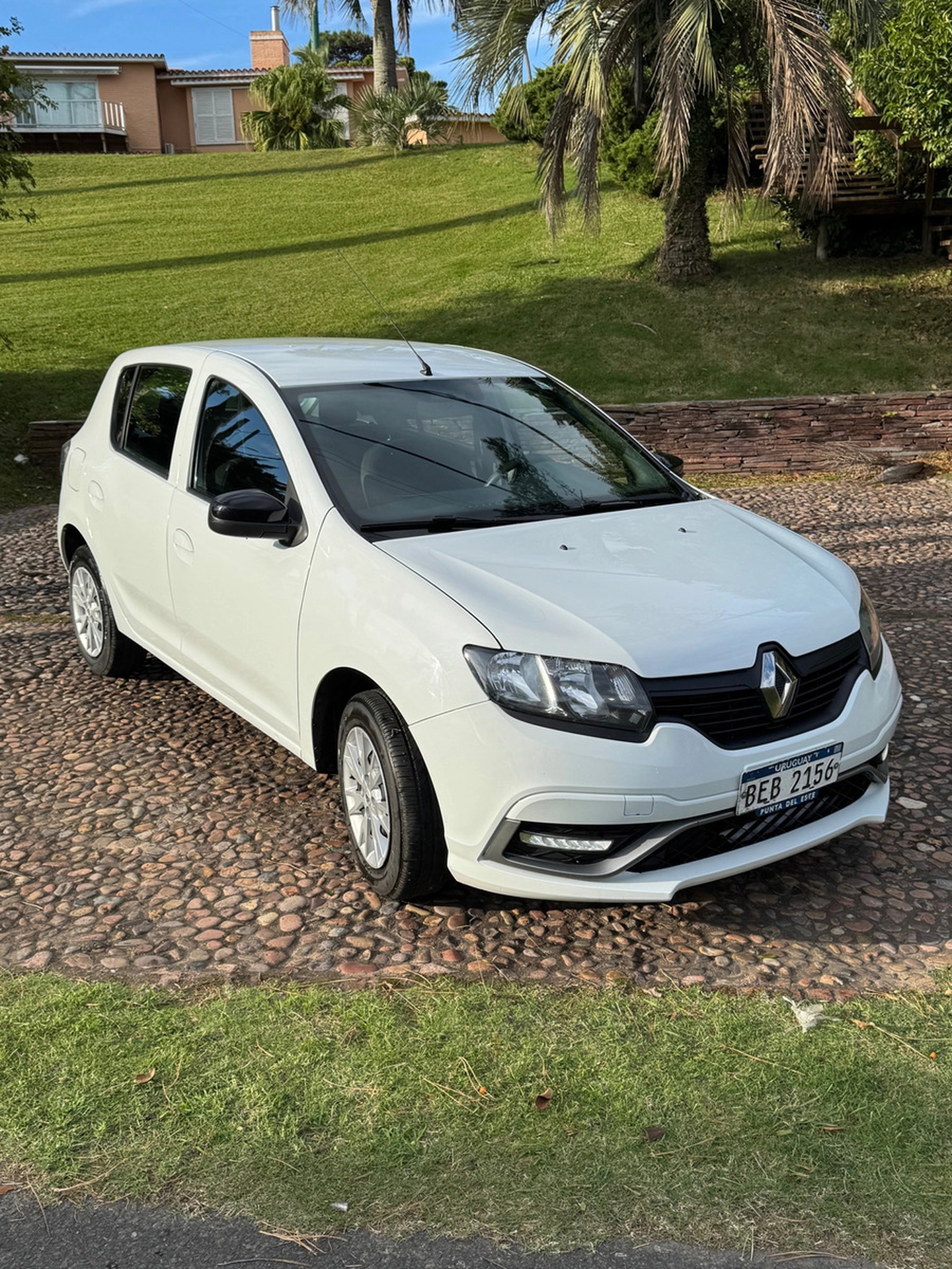 Renault Sandero 1.0 Life