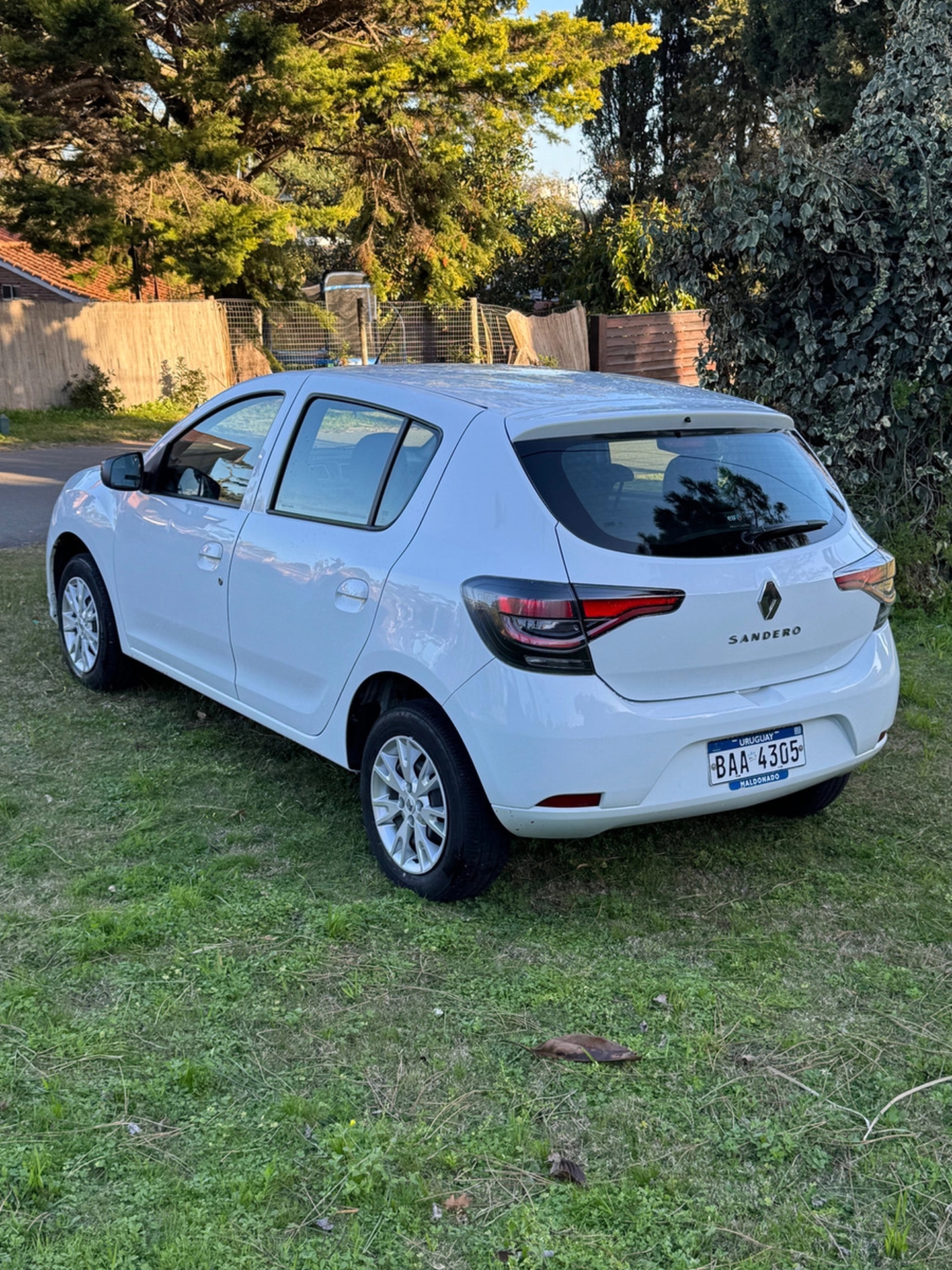 Renault Sandero 1.0 Life