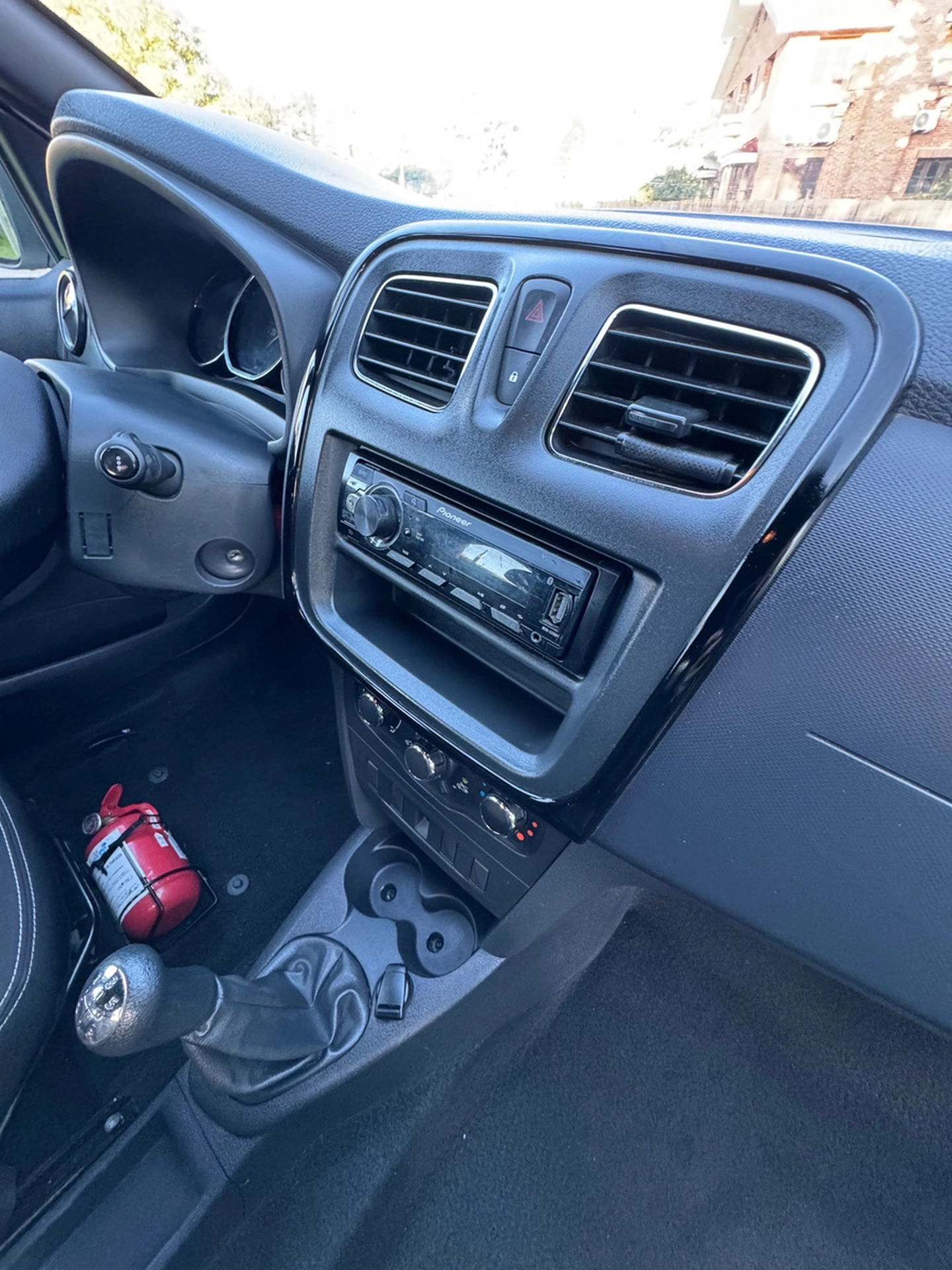 Renault Sandero 1.0 Life