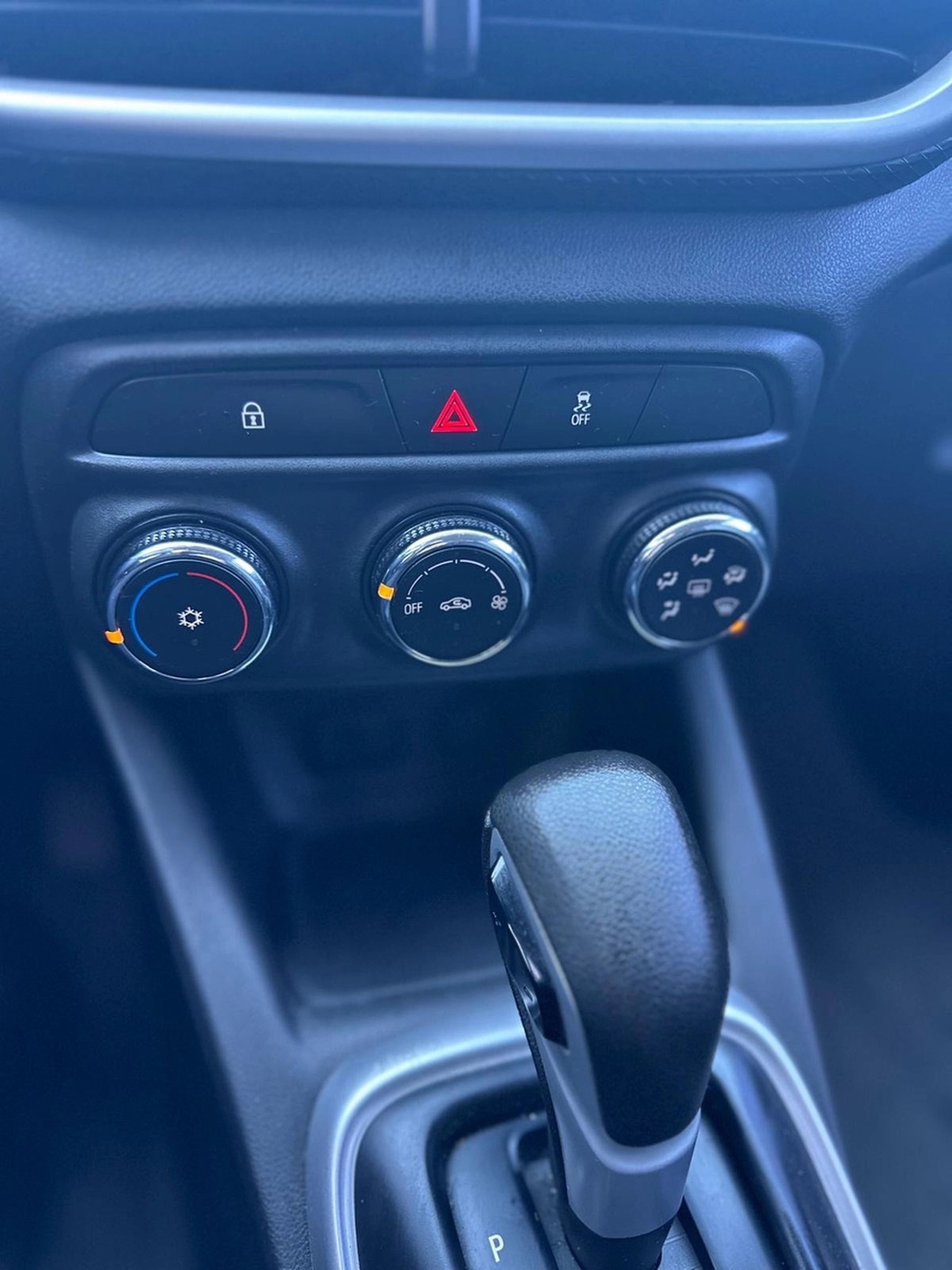 Chevrolet Tracker 1.2 T Premier At - Solycar