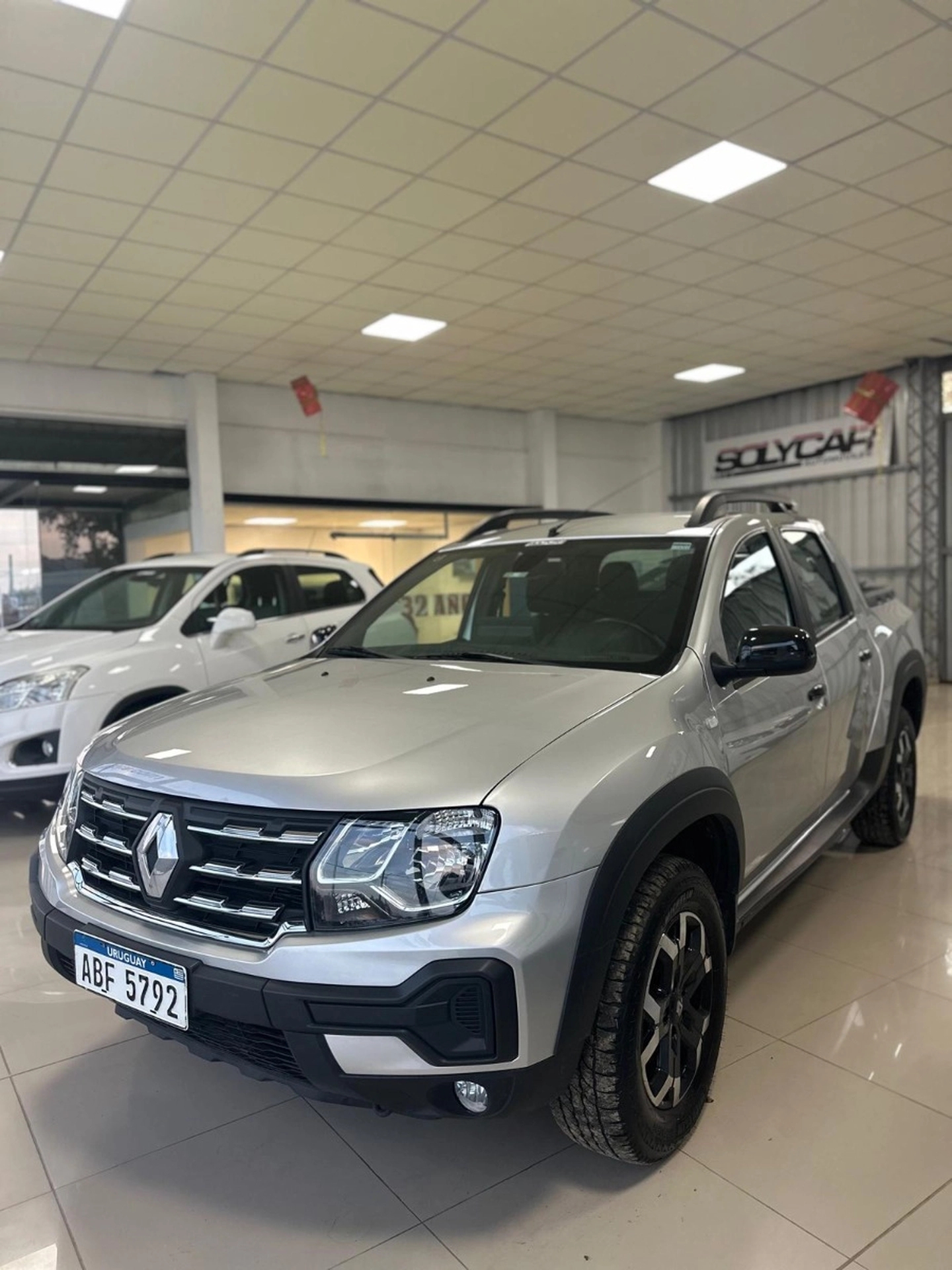 Renault Oroch 1.3 Tce Intens 2wd Cvt - Solycar