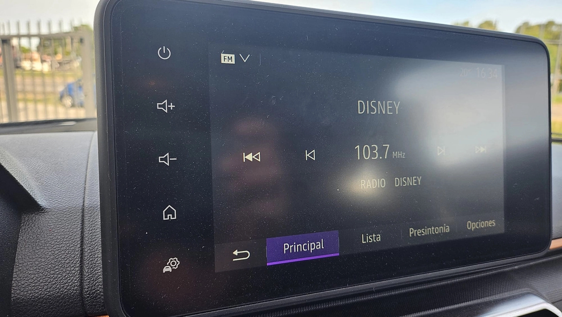 Renault Oroch 1.3 Tce Intens 2wd Cvt - Solycar