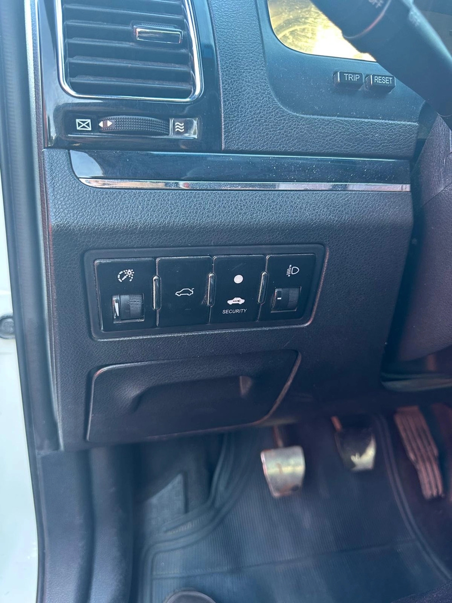 Geely Emgrand 718 1.8 Gs - Solycar !!