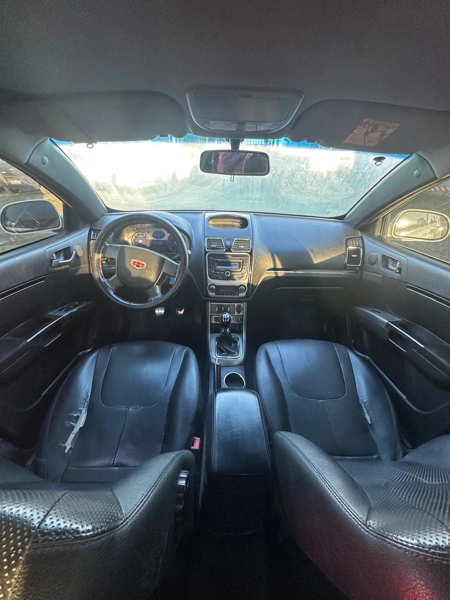 Geely Emgrand 718 1.8 Gs - Solycar !!