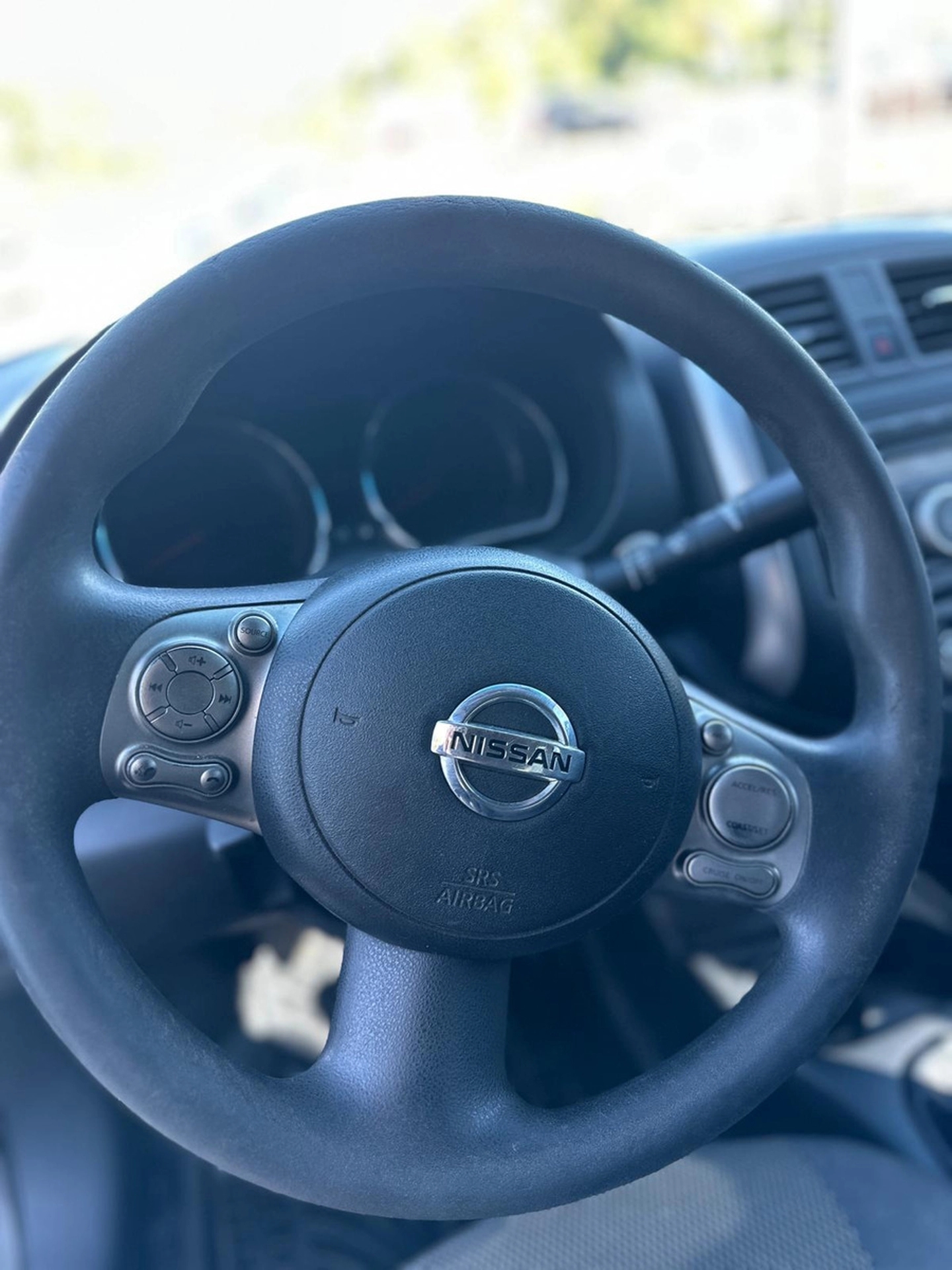 Nissan Versa 1.6 Advance Mt - Extra Full - Solycar