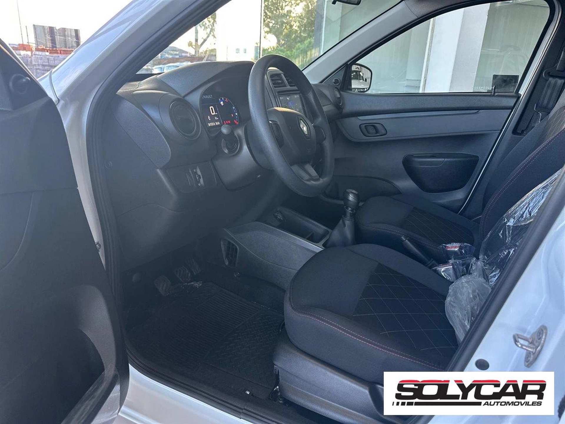 Renault Kwid Zen Intense Outsider 1.0 0km - Solycar