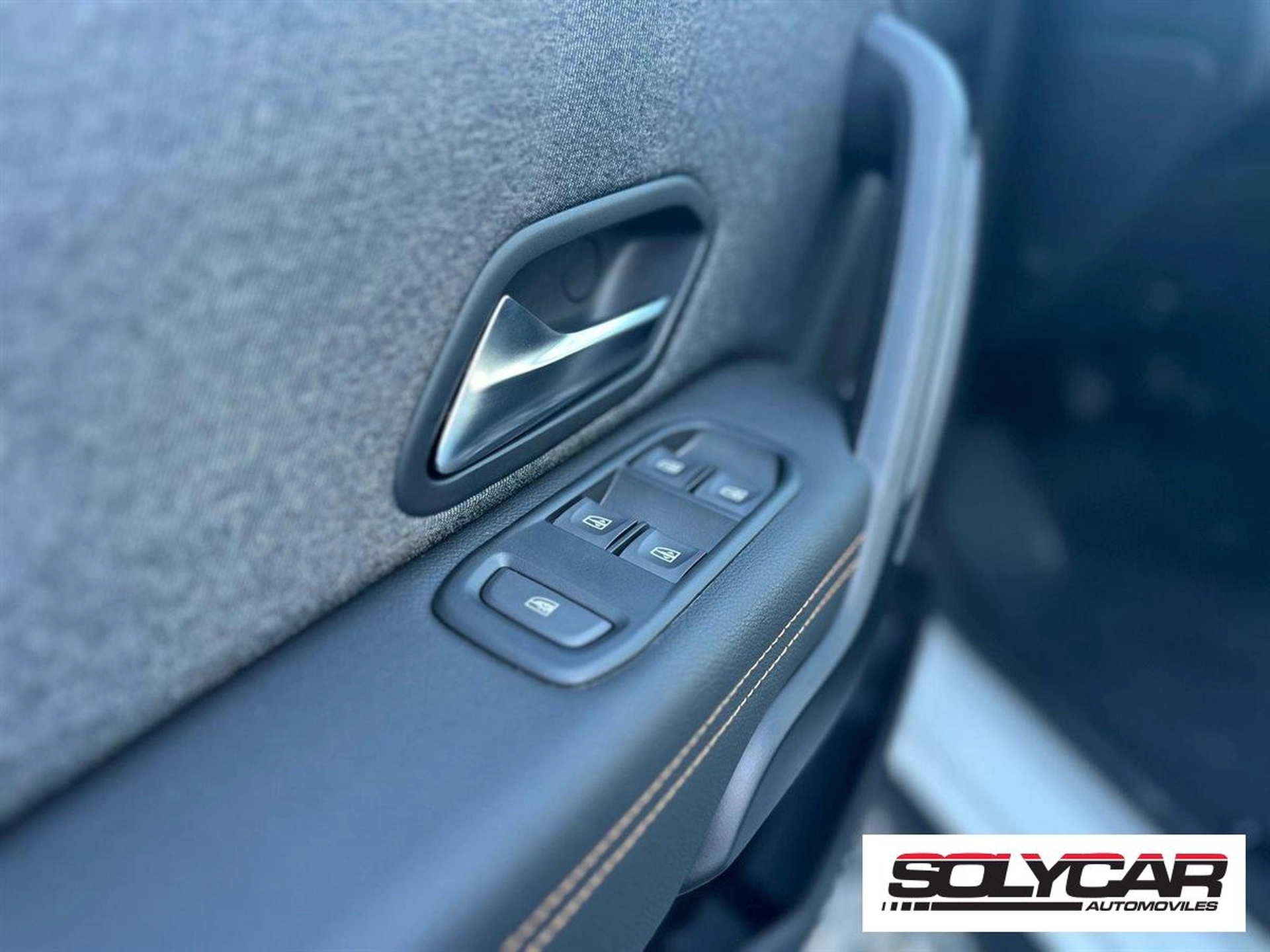 Renault Oroch Intense Outsider 1.6 0km - Solycar