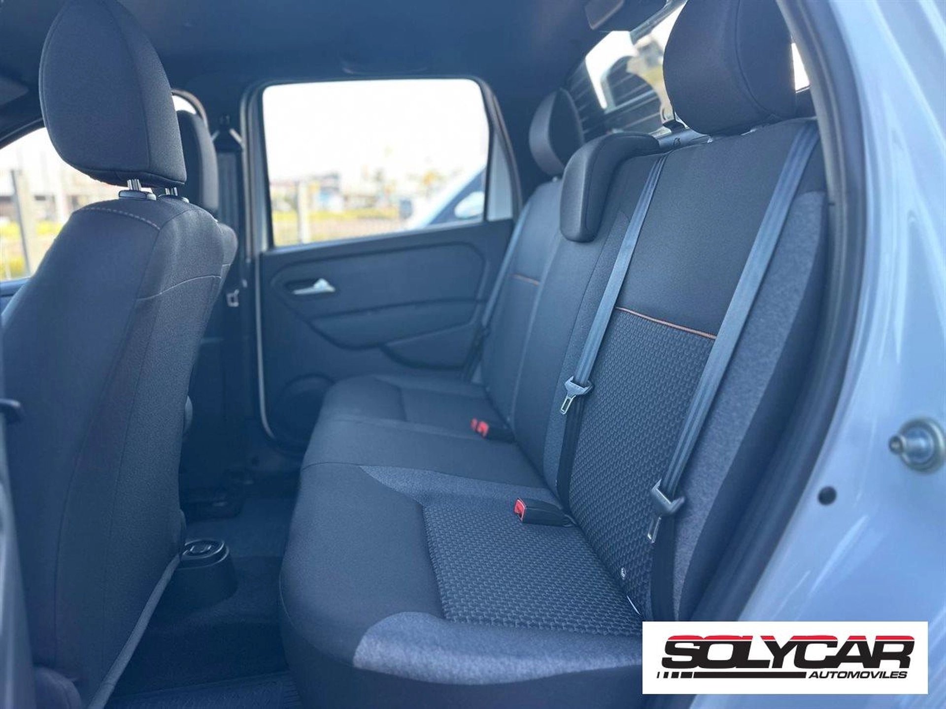 Renault Oroch Intense Outsider 1.6 0km - Solycar