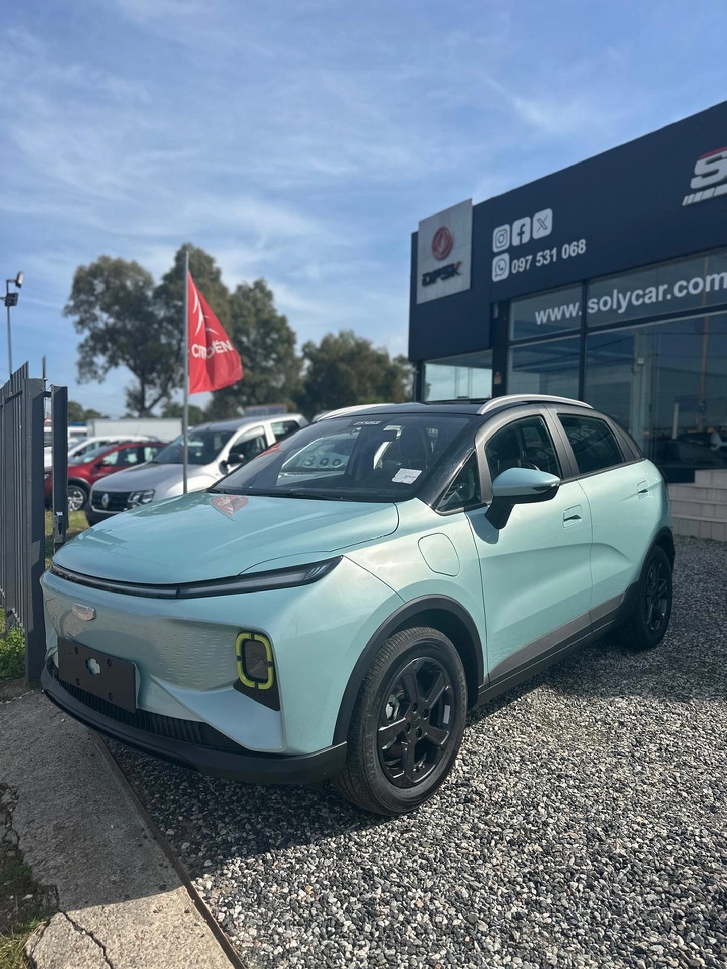 Geely Geometry E - 100% Eléctrico 380 Autonomía - Solycar