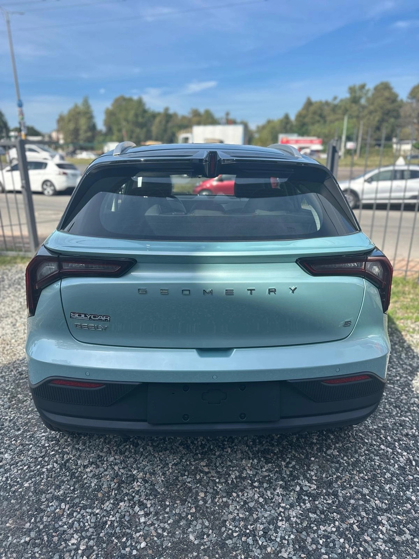 Geely Geometry E - 100% Eléctrico 380 Autonomía - Solycar