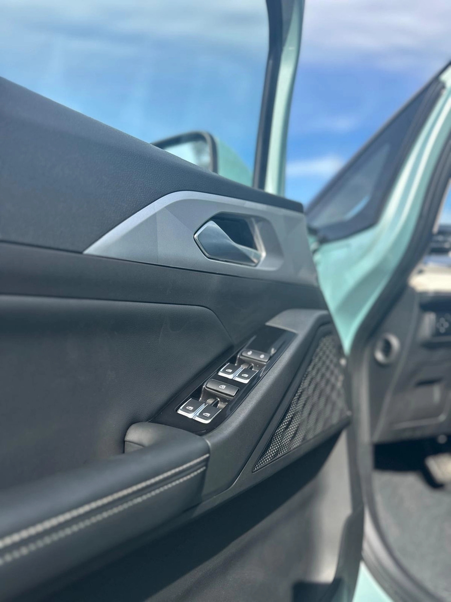 Geely Geometry E - 100% Eléctrico 380 Autonomía - Solycar