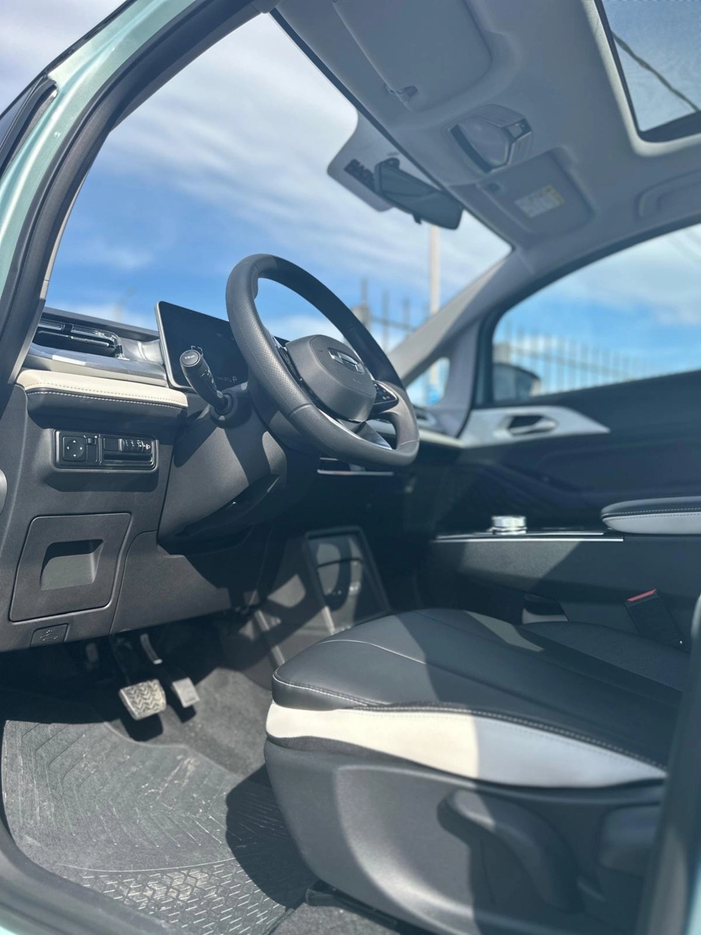 Geely Geometry E - 100% Eléctrico 380 Autonomía - Solycar