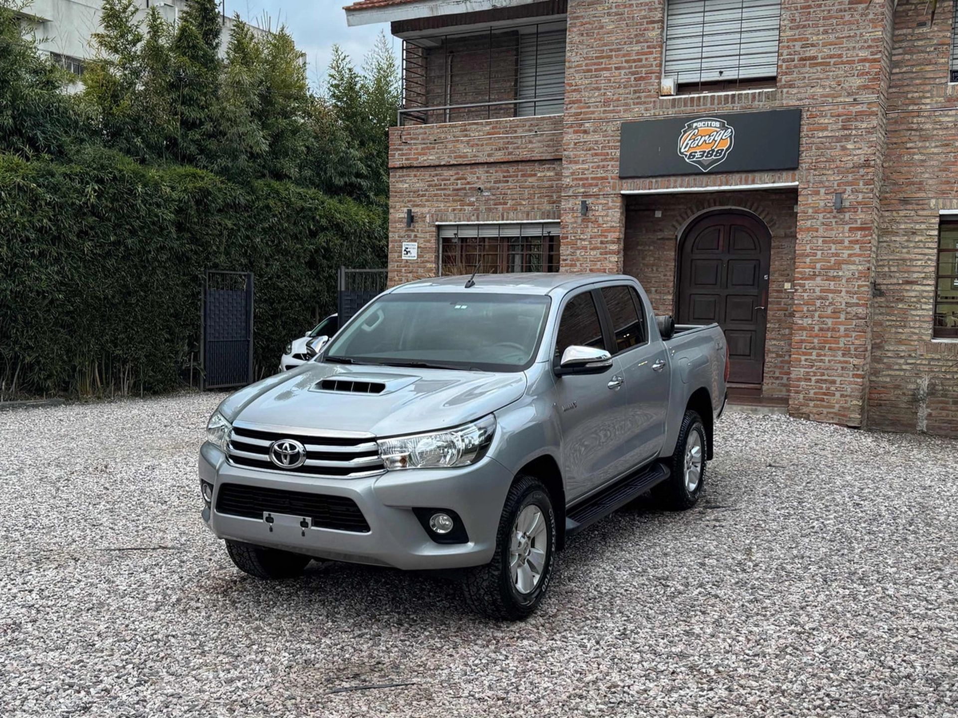 Toyota Hilux 3.0 Cd Srv Limited Tdi 171cv 4x4 5at