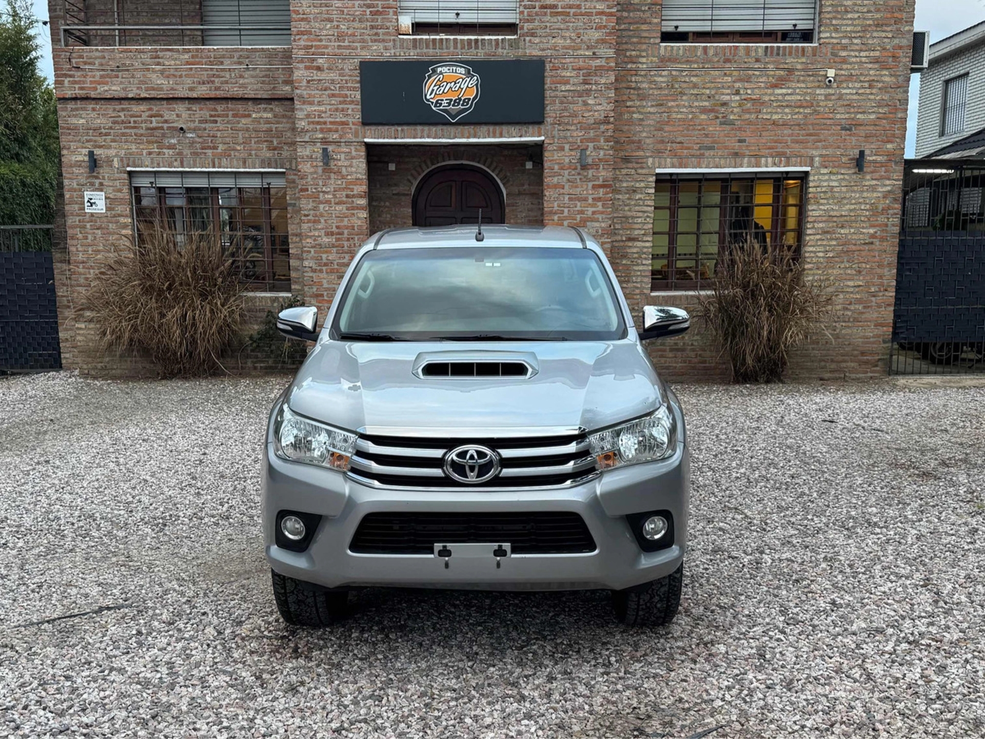 Toyota Hilux 3.0 Cd Srv Limited Tdi 171cv 4x4 5at