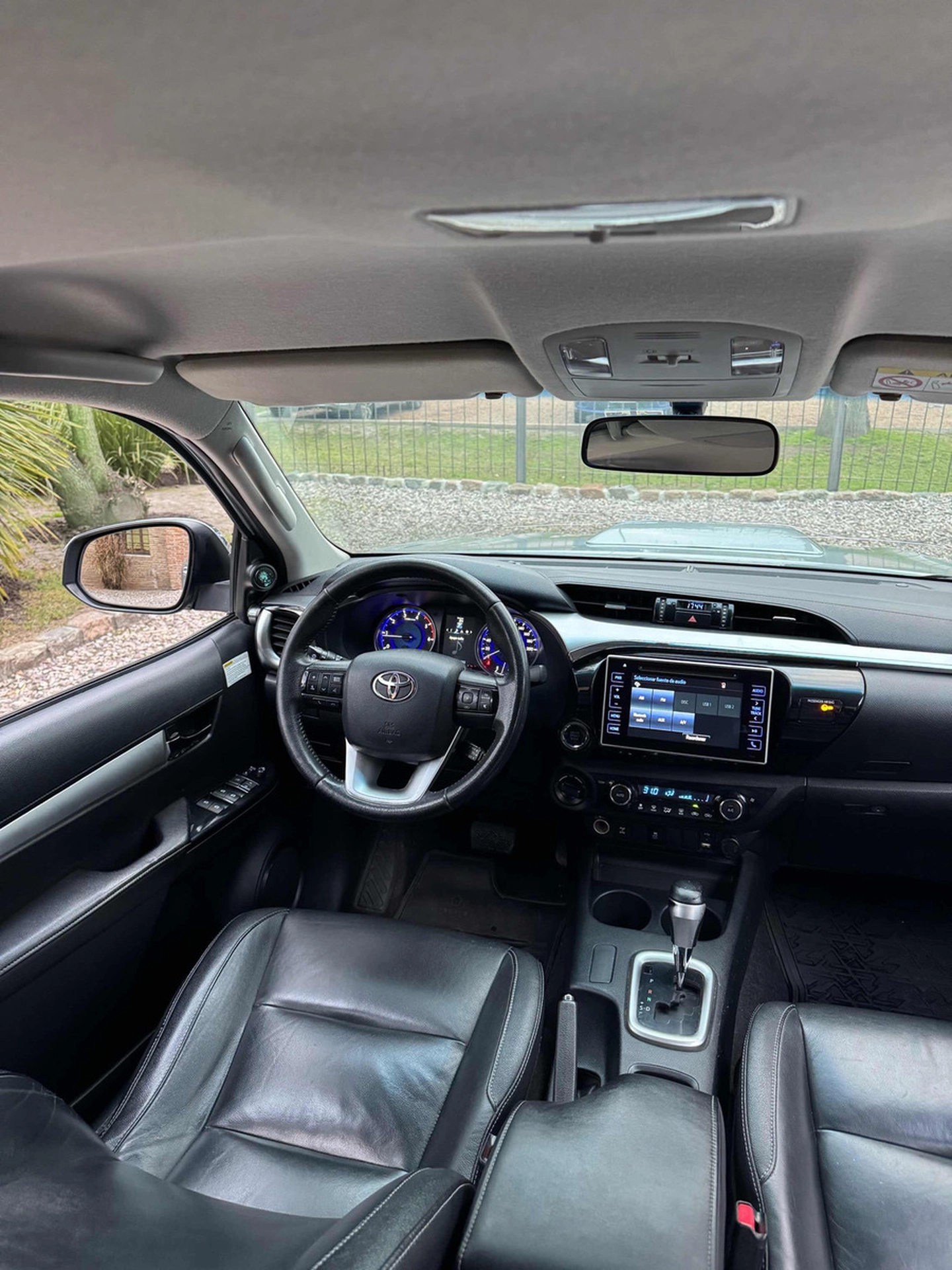 Toyota Hilux 3.0 Cd Srv Limited Tdi 171cv 4x4 5at