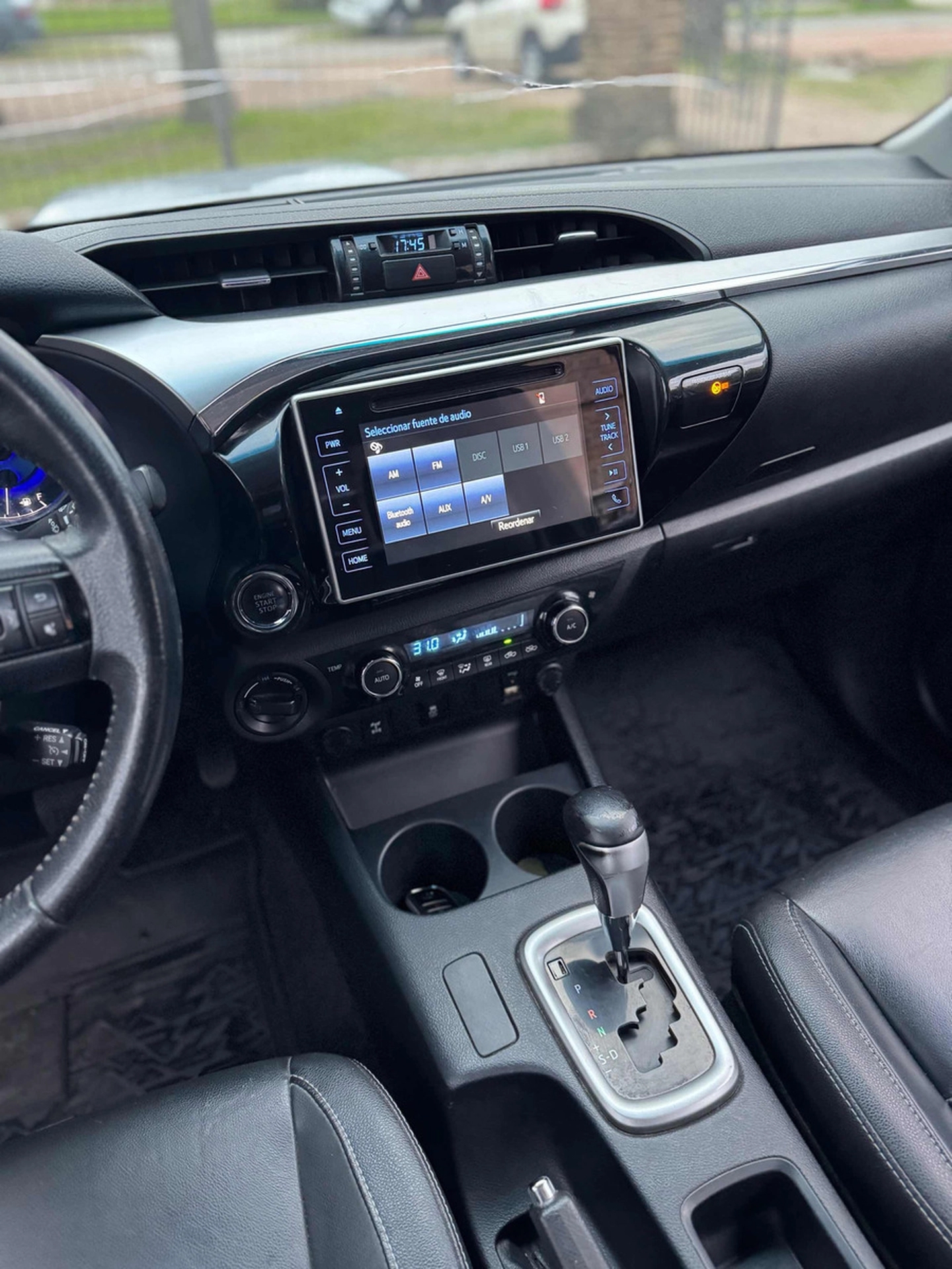 Toyota Hilux 3.0 Cd Srv Limited Tdi 171cv 4x4 5at