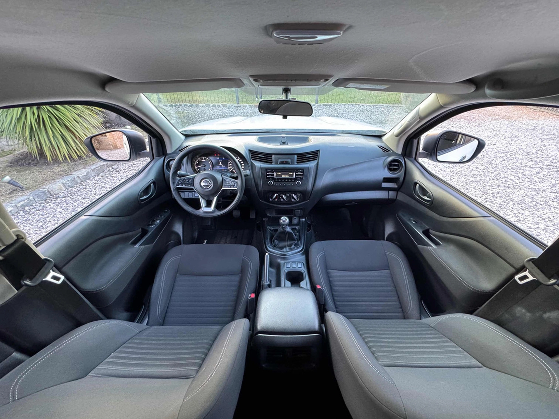 Nissan Np300 Frontier 2.5 Se Doble Cabina