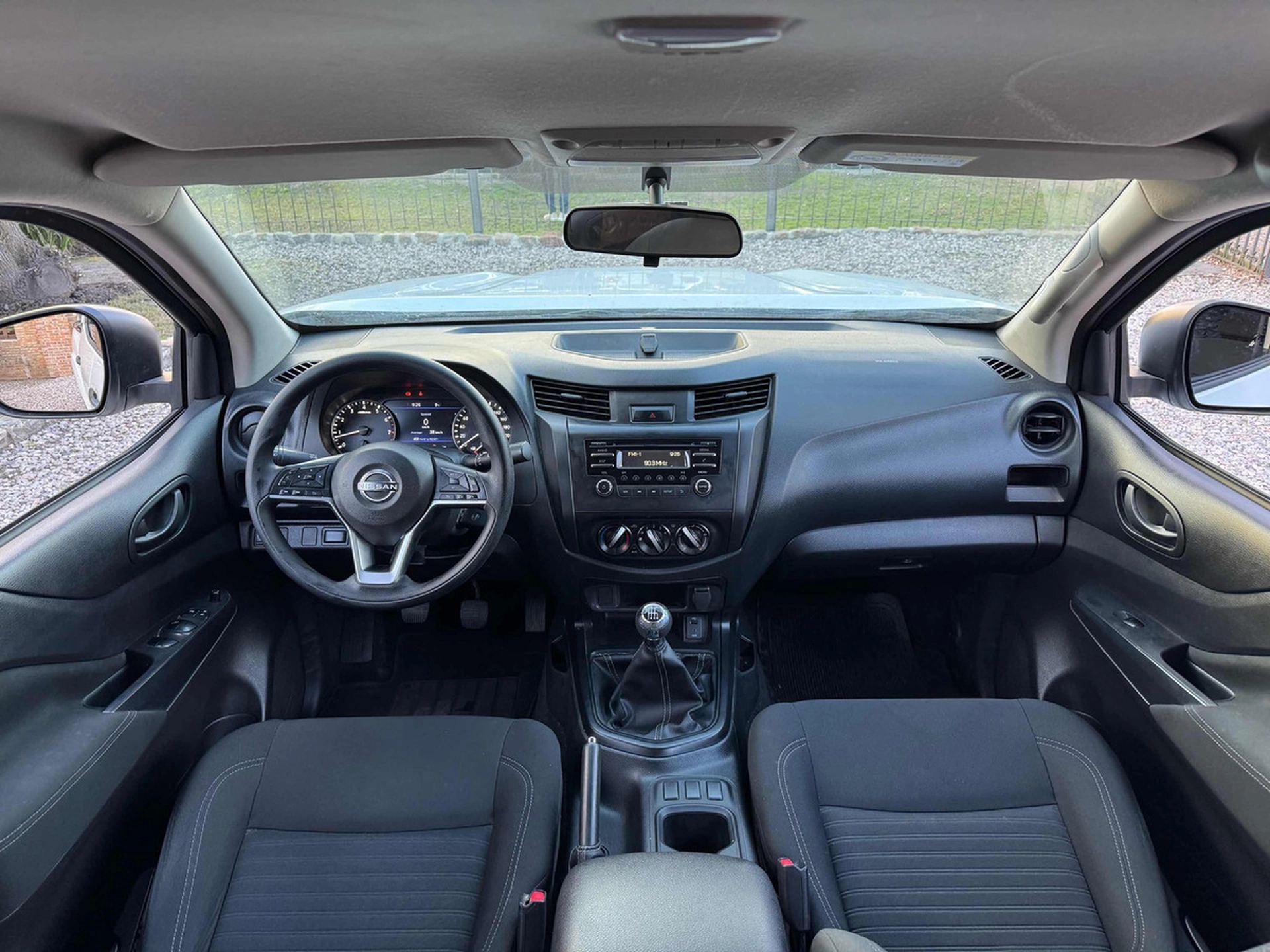 Nissan Np300 Frontier 2.5 Se Doble Cabina