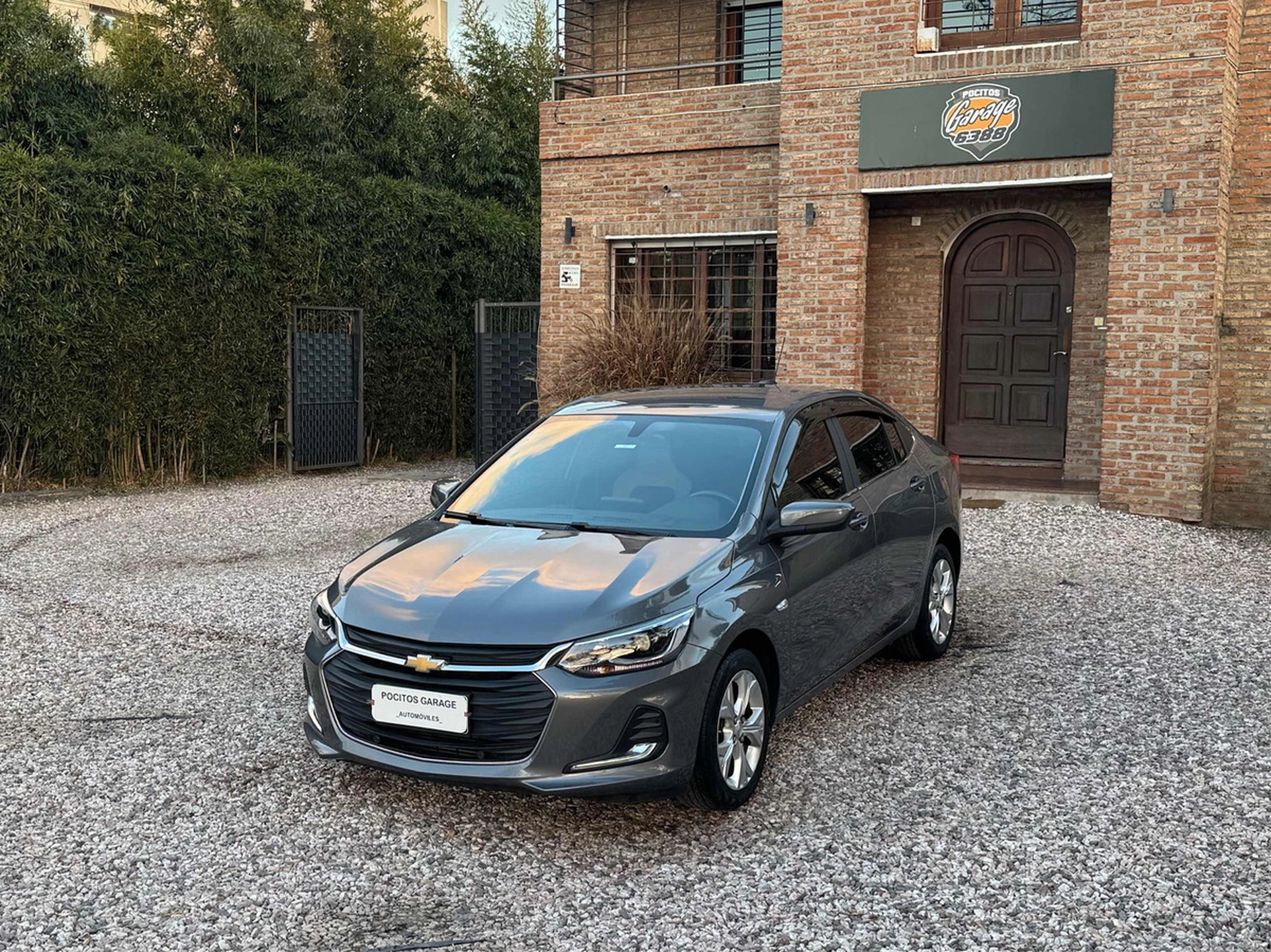 Chevrolet Onix Plus 1.0t Premier At