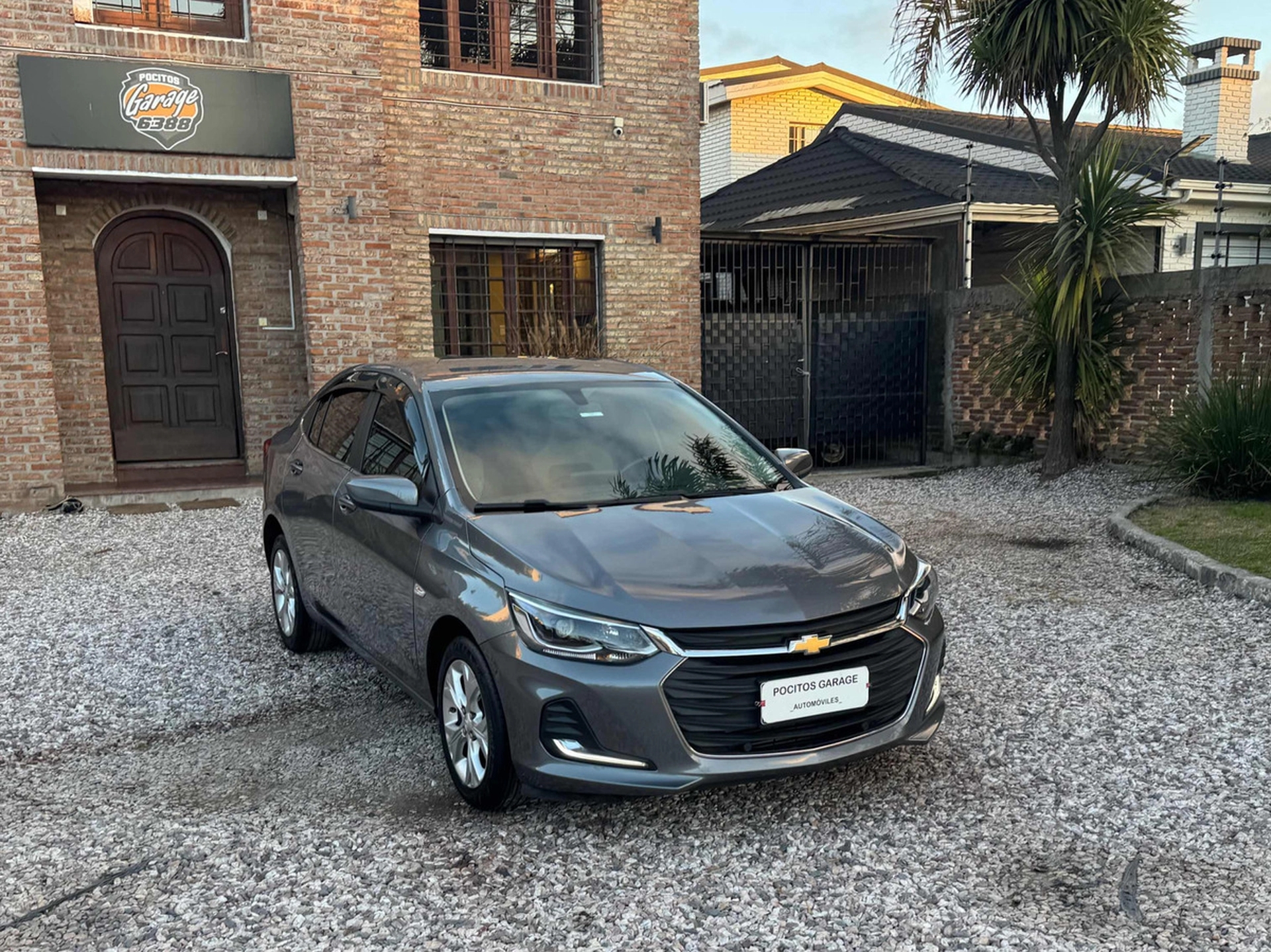 Chevrolet Onix Plus 1.0t Premier At