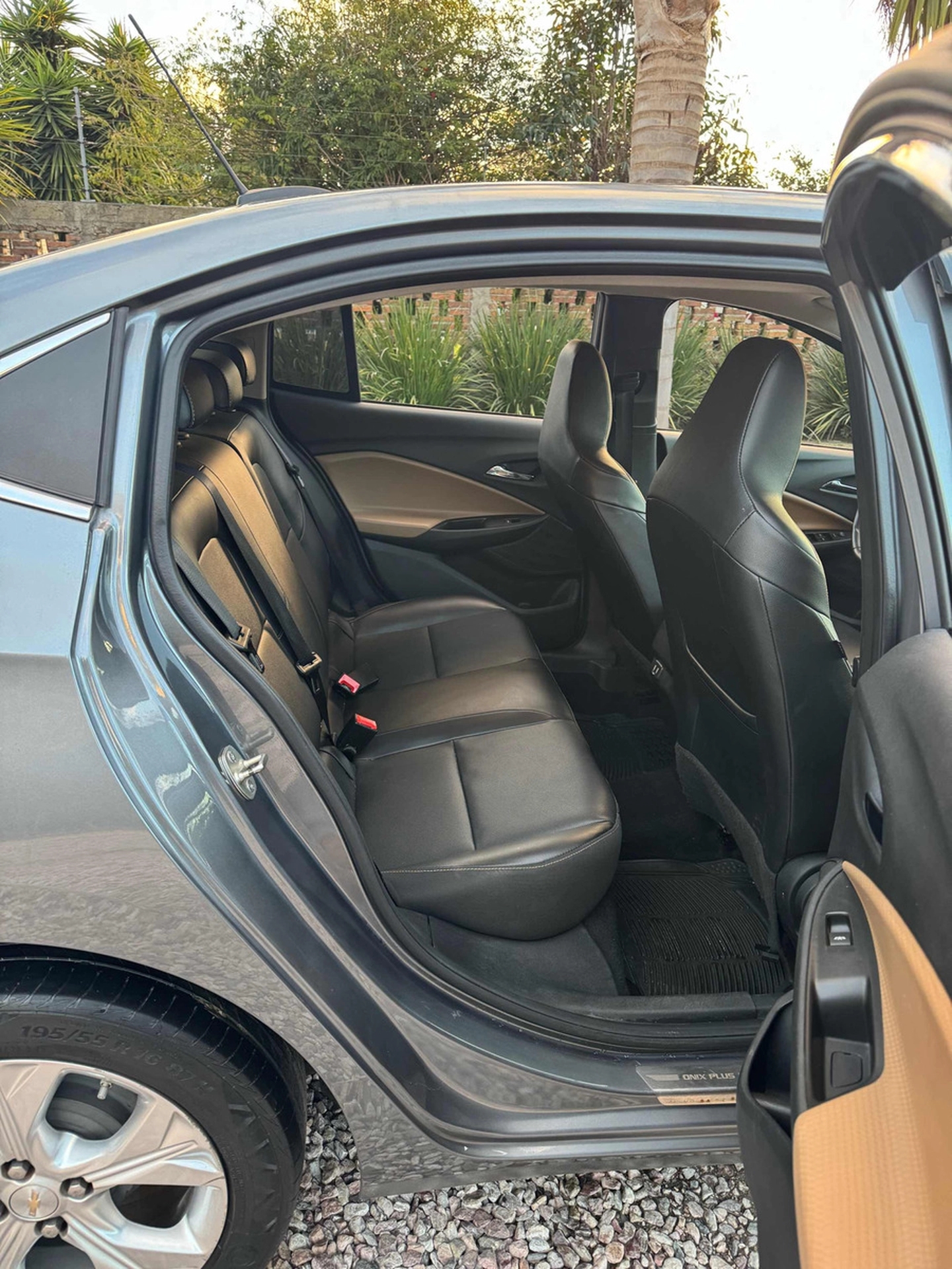 Chevrolet Onix Plus 1.0t Premier At