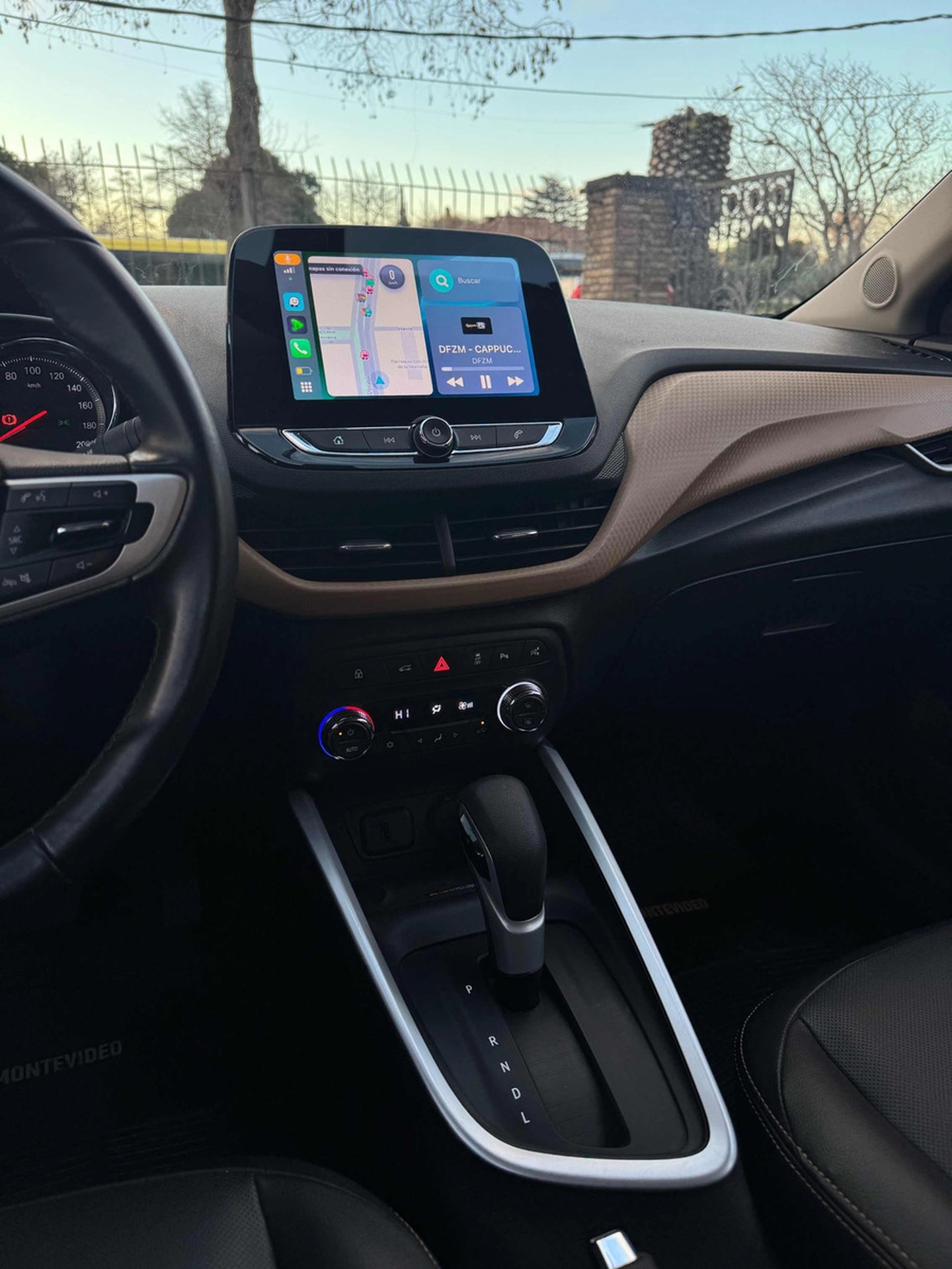 Chevrolet Onix Plus 1.0t Premier At