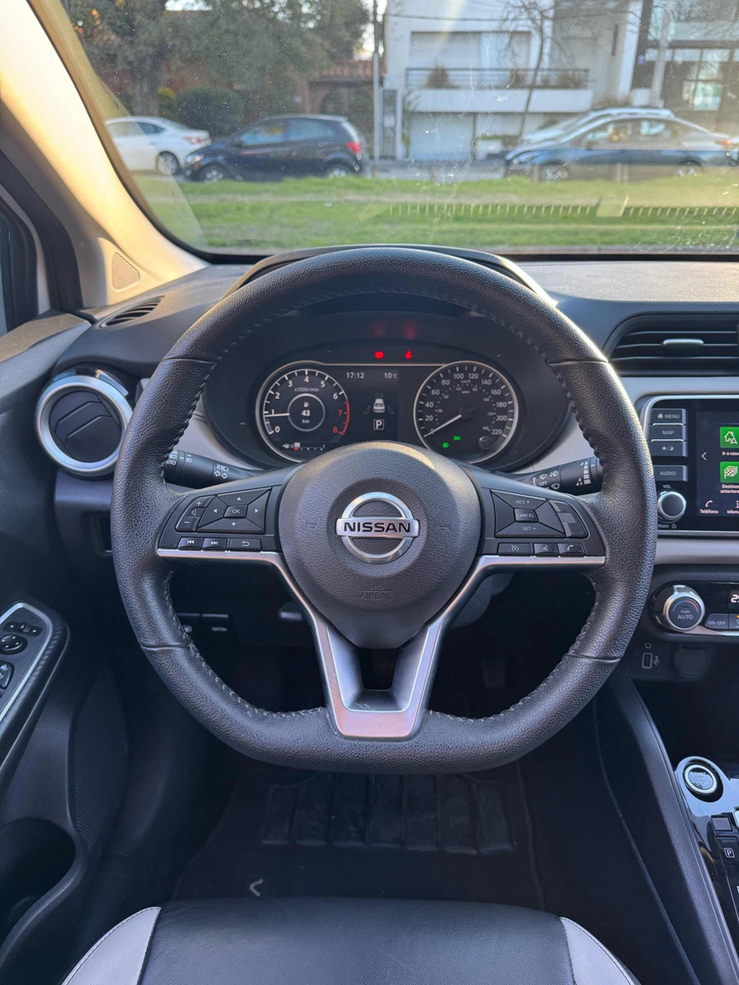 Nissan Versa 1.6 Exclusive At