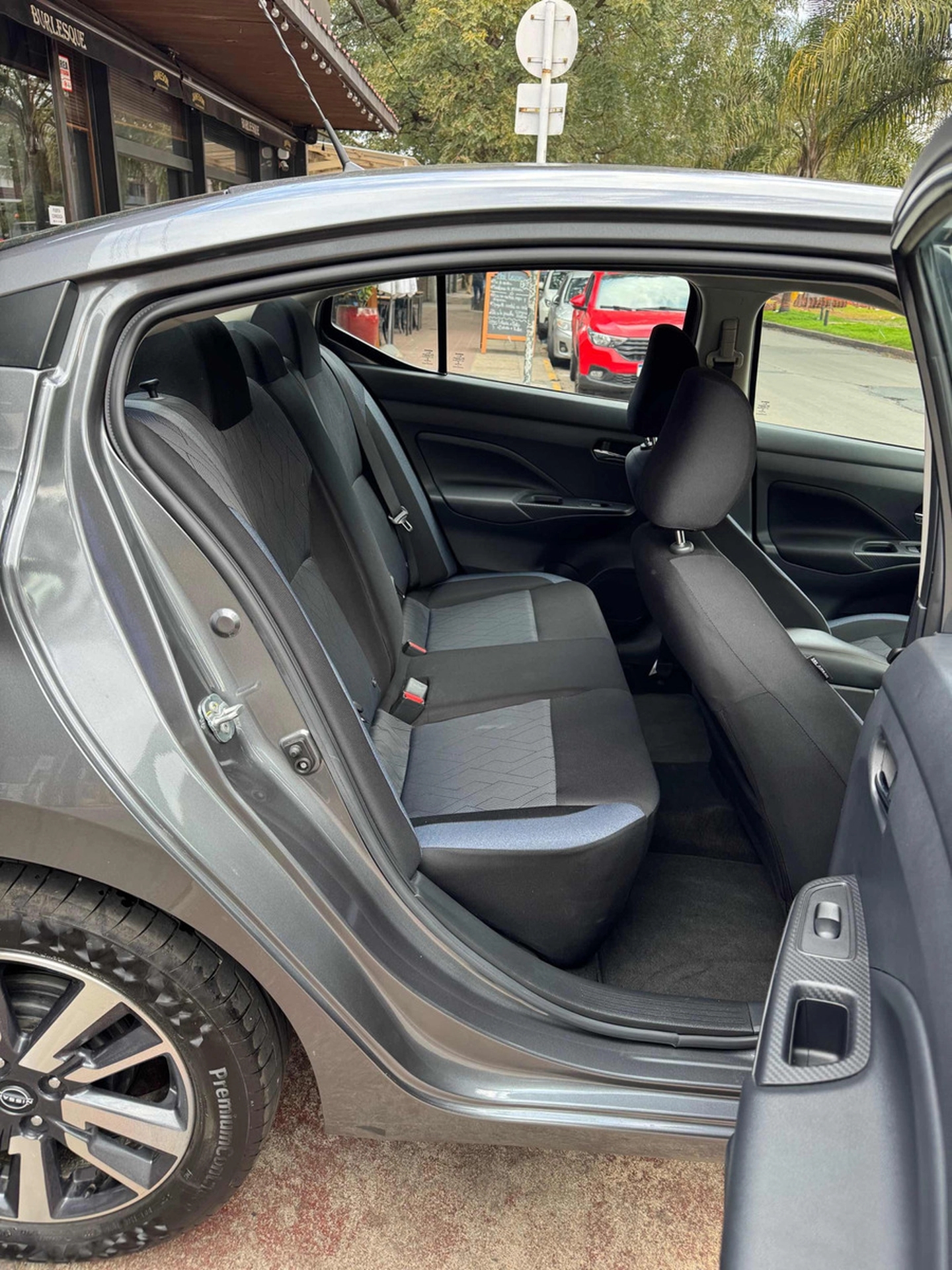 Nissan Versa 1.6 Advance At