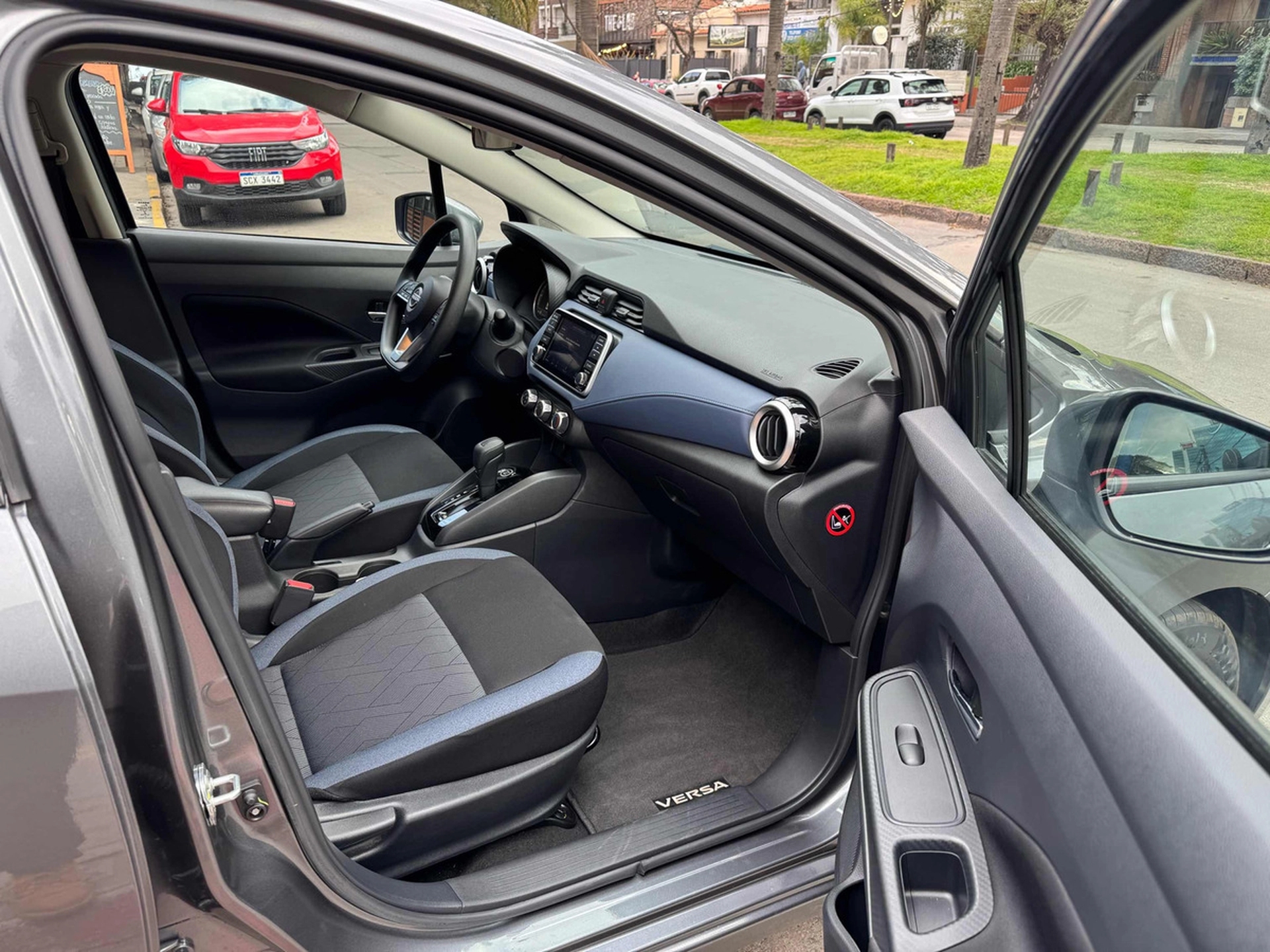 Nissan Versa 1.6 Advance At