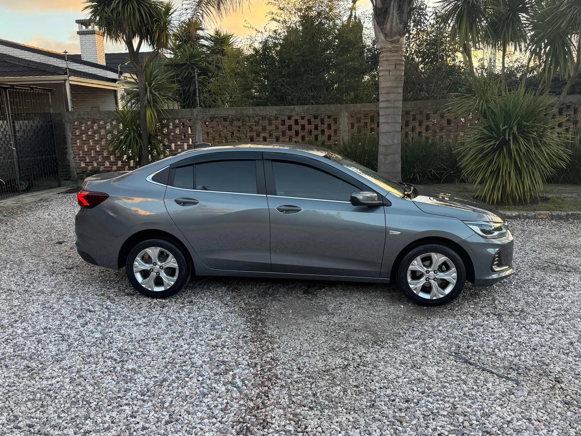 Chevrolet Onix 1.0t Hb Premier At