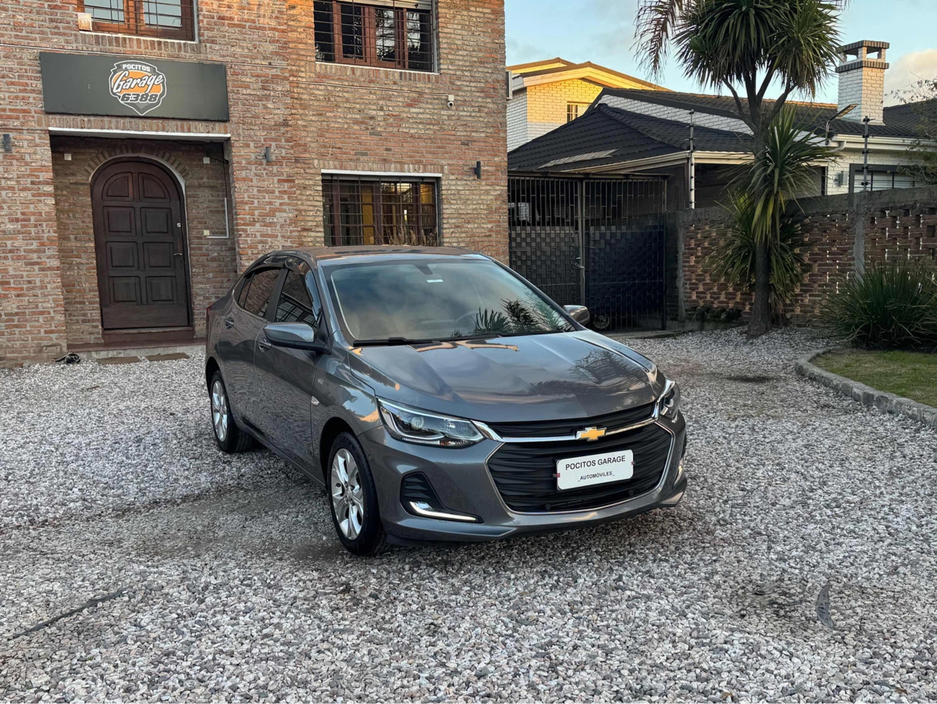 Chevrolet Onix 1.0t Hb Premier At