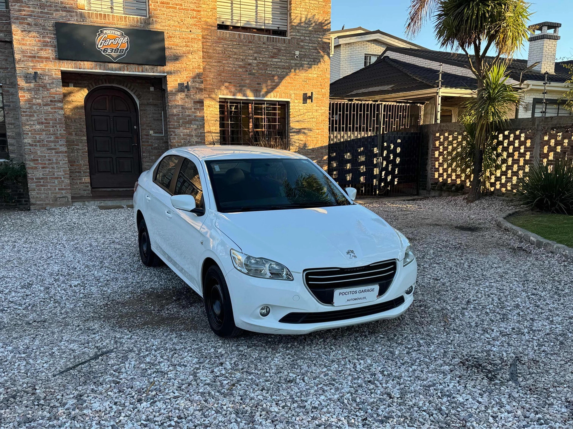 Peugeot 301 1.2 Active