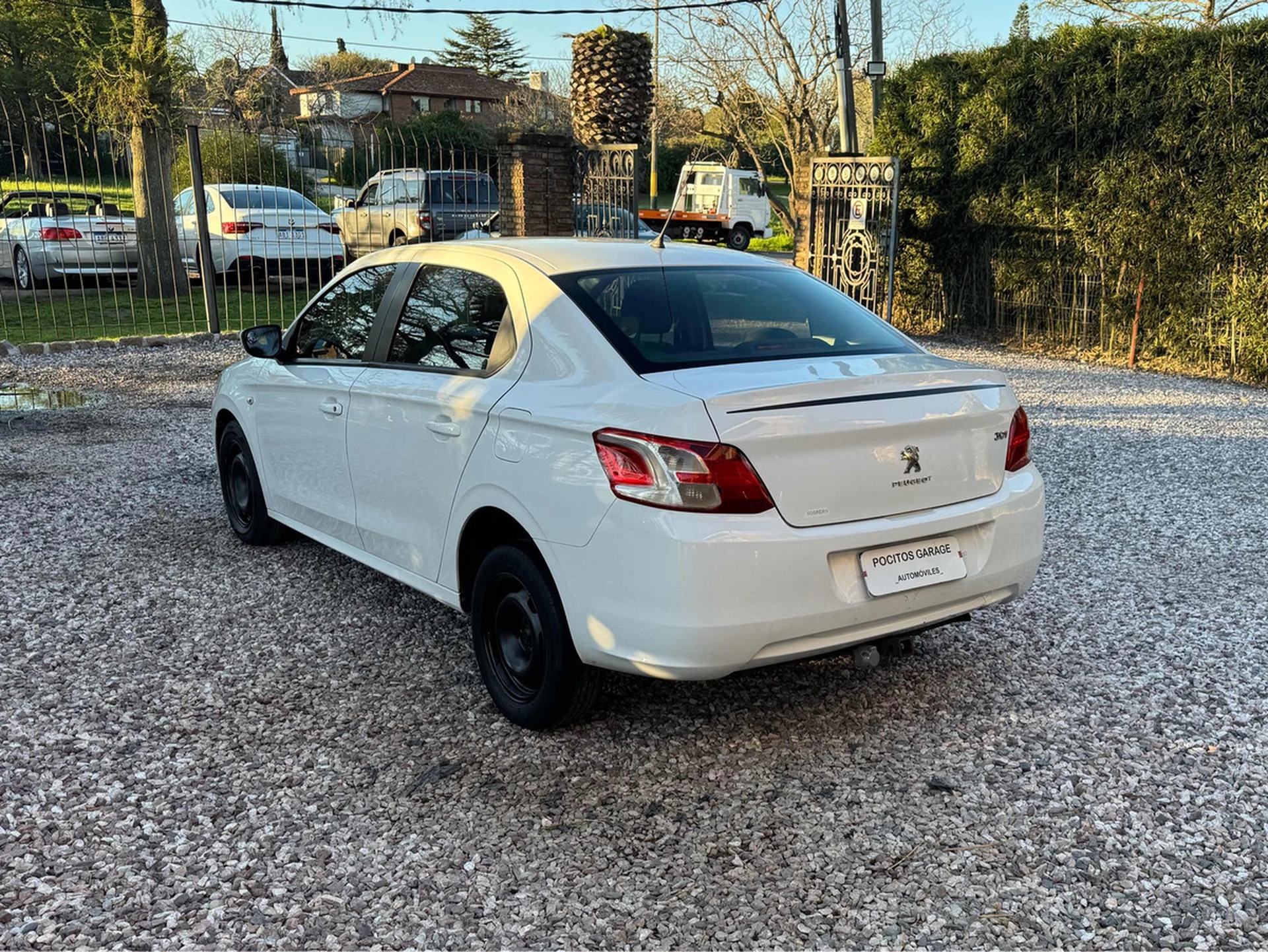 Peugeot 301 1.2 Active
