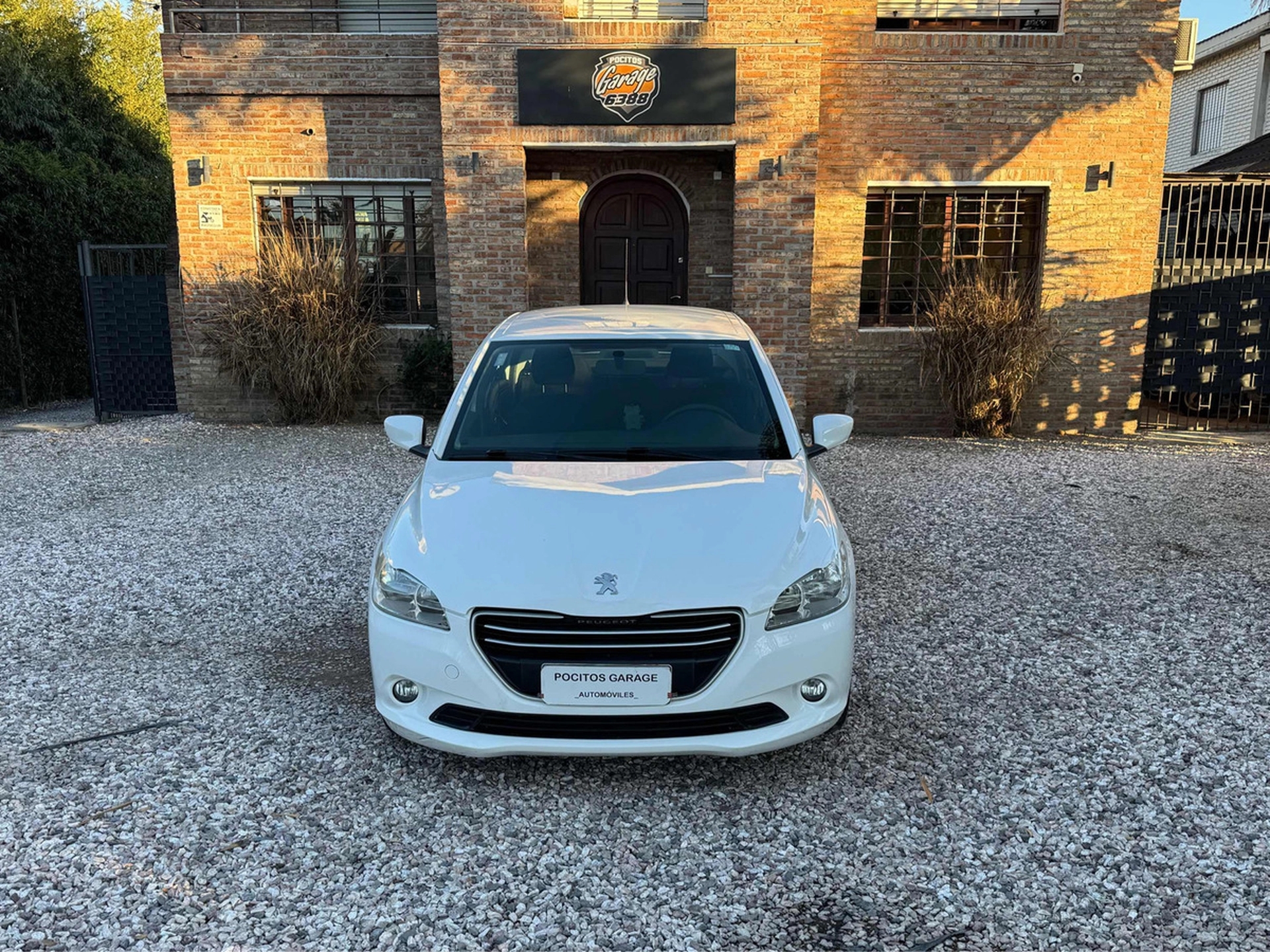 Peugeot 301 1.2 Active