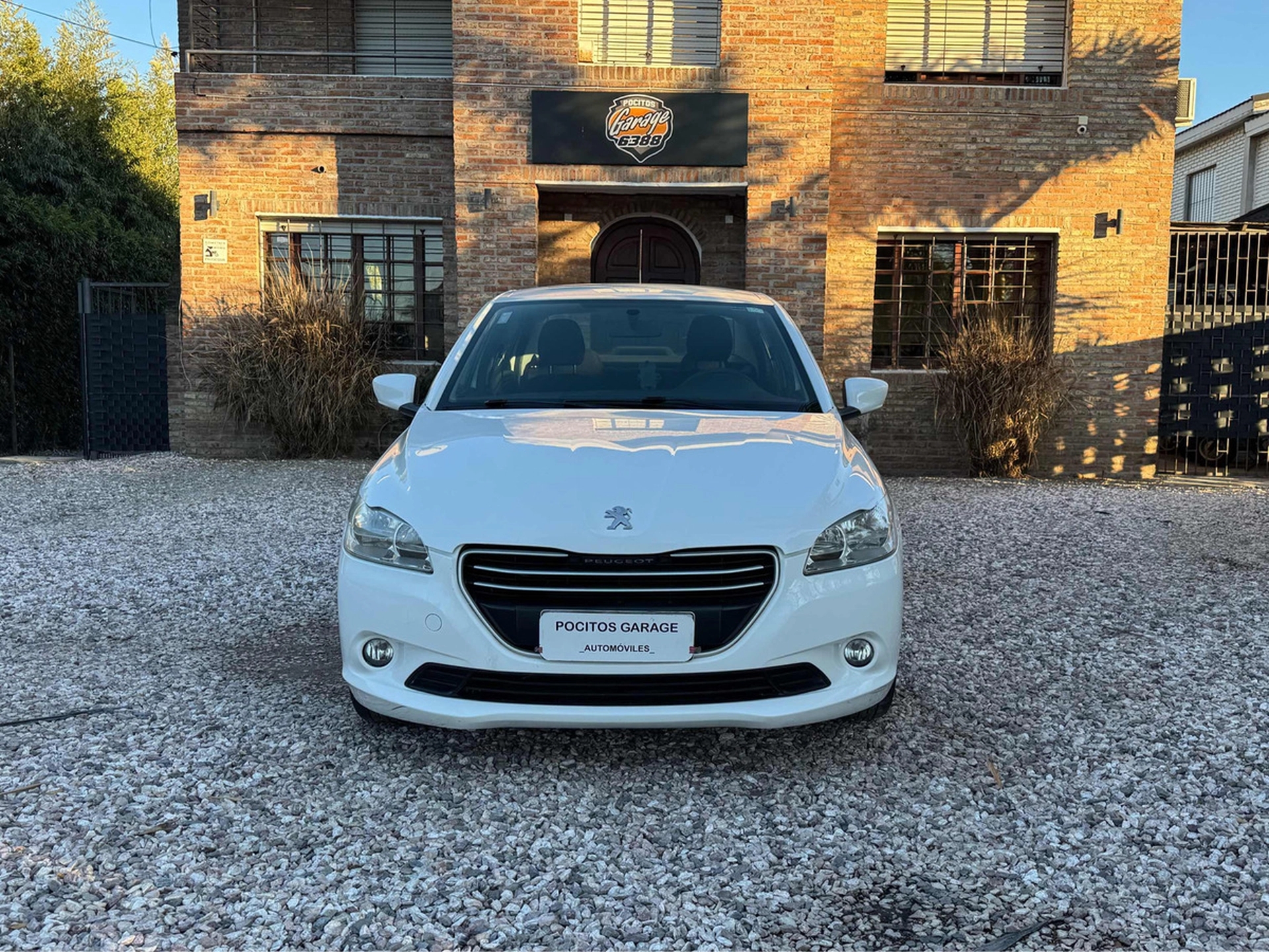 Peugeot 301 1.2 Active