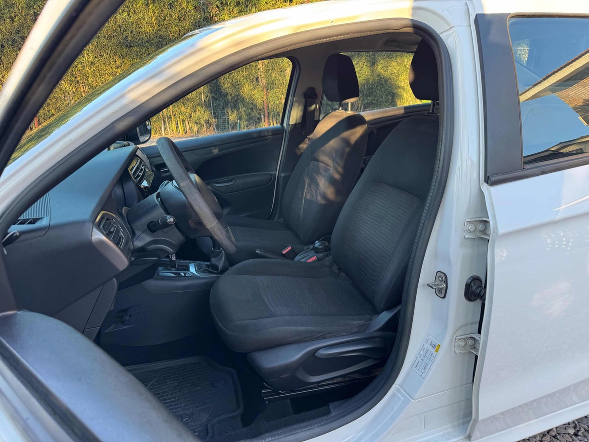 Peugeot 301 1.2 Active