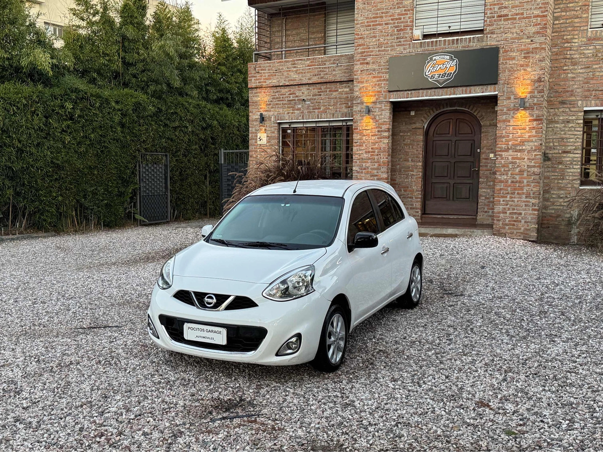 Nissan March 1.6 Advance At March Automatico