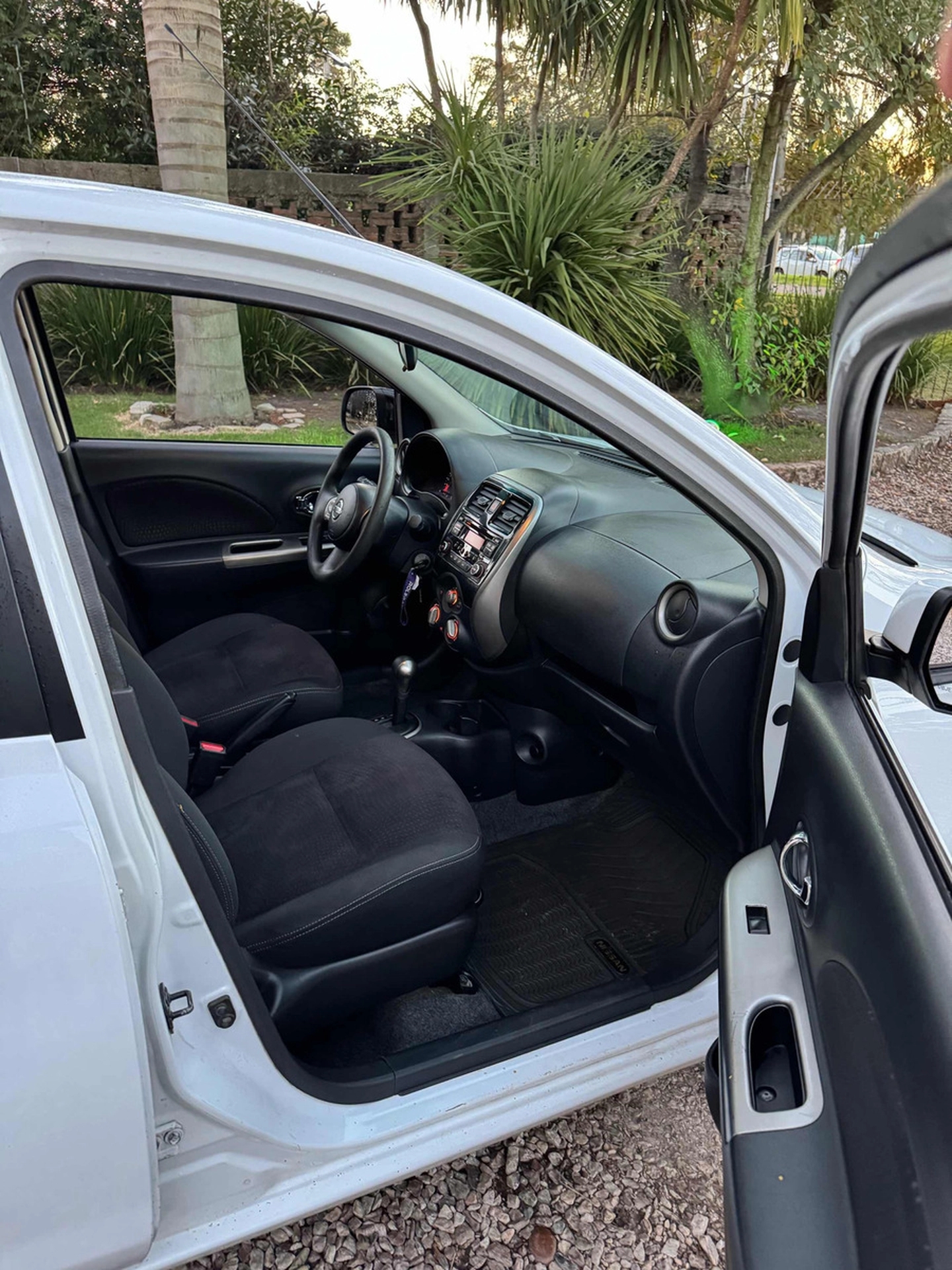 Nissan March 1.6 Advance At March Automatico