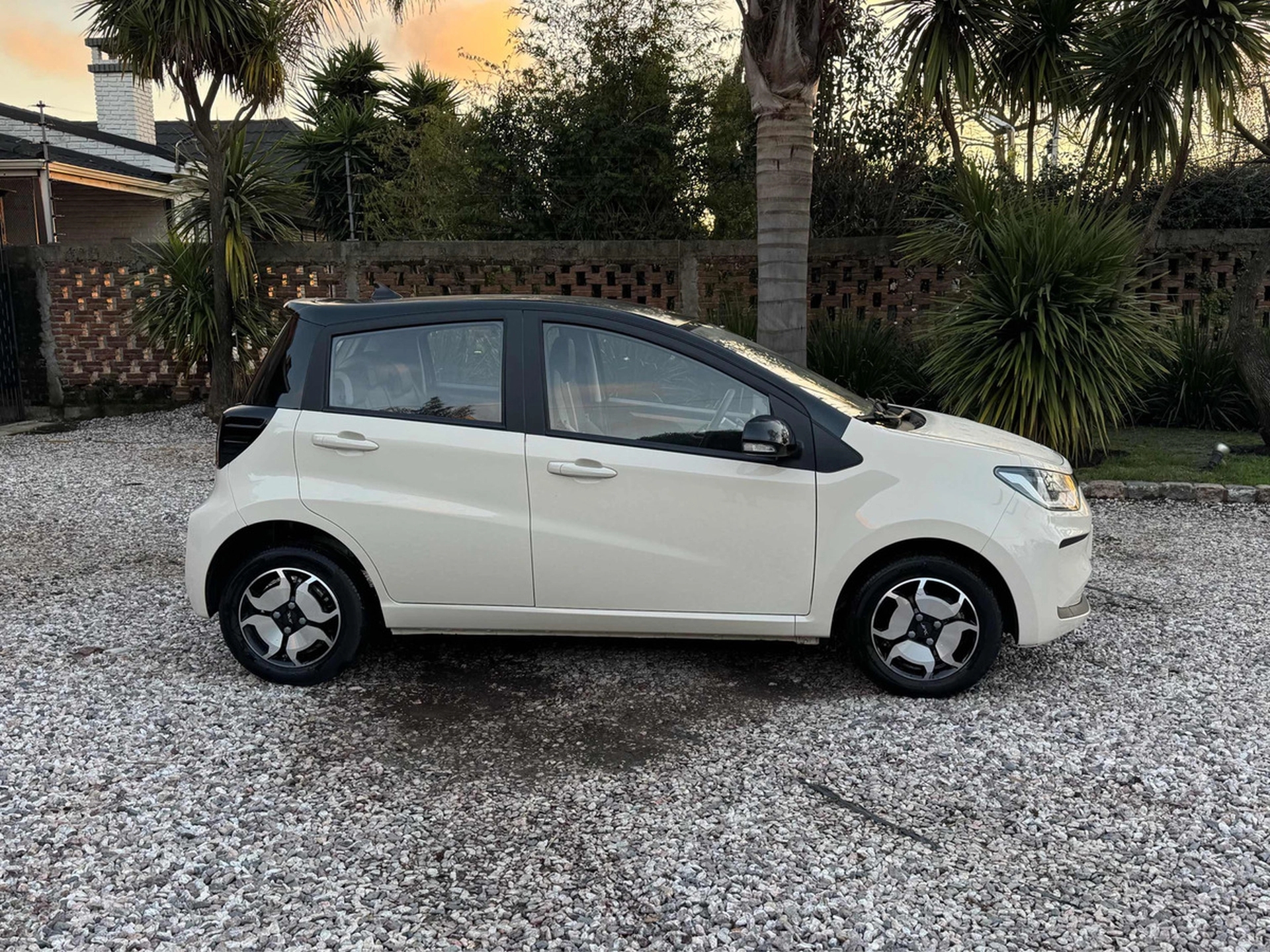 Jac E-s1 0.0 E-s1 At