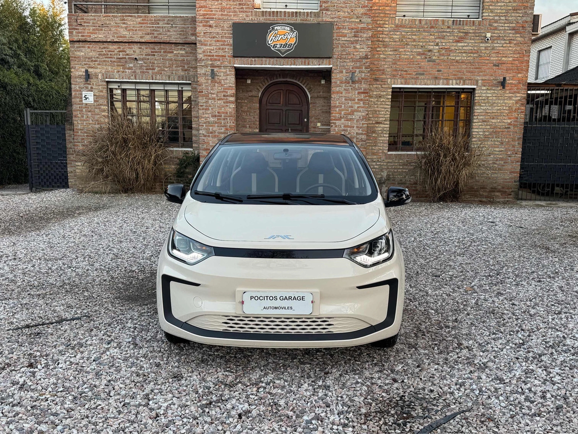 Jac E-s1 0.0 E-s1 At