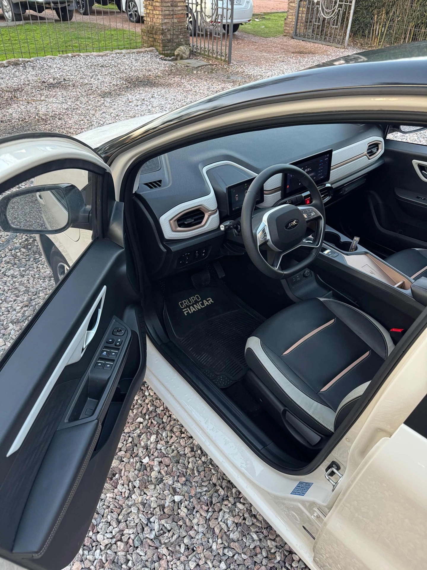 Jac E-s1 0.0 E-s1 At