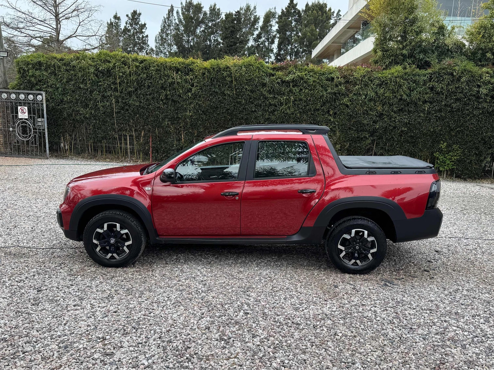 Renault Oroch 1.3 Tce Intens Outsider 2wd Cvt