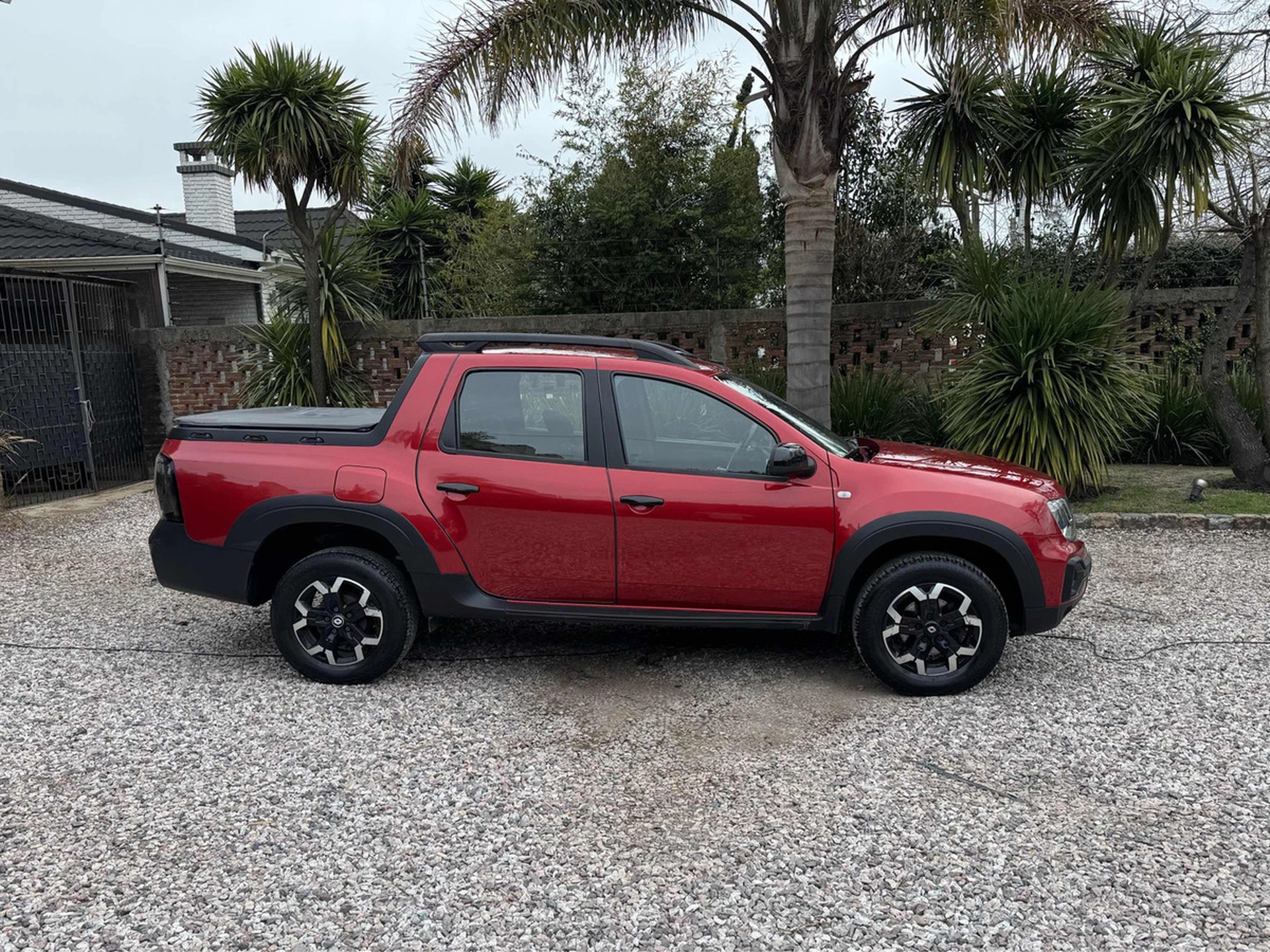 Renault Oroch 1.3 Tce Intens Outsider 2wd Cvt