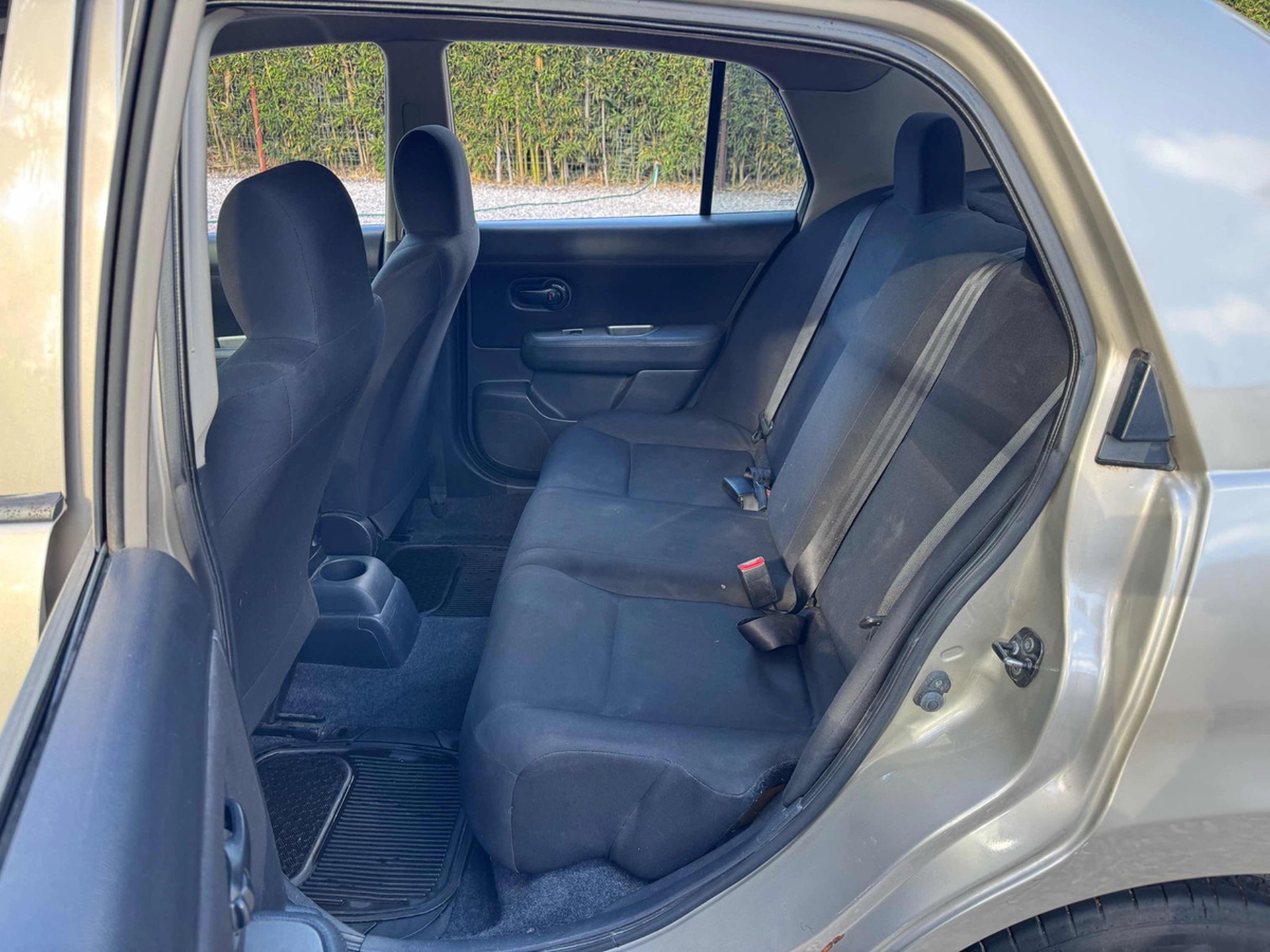 Nissan Tiida 1.6 Drive Sedan Mt