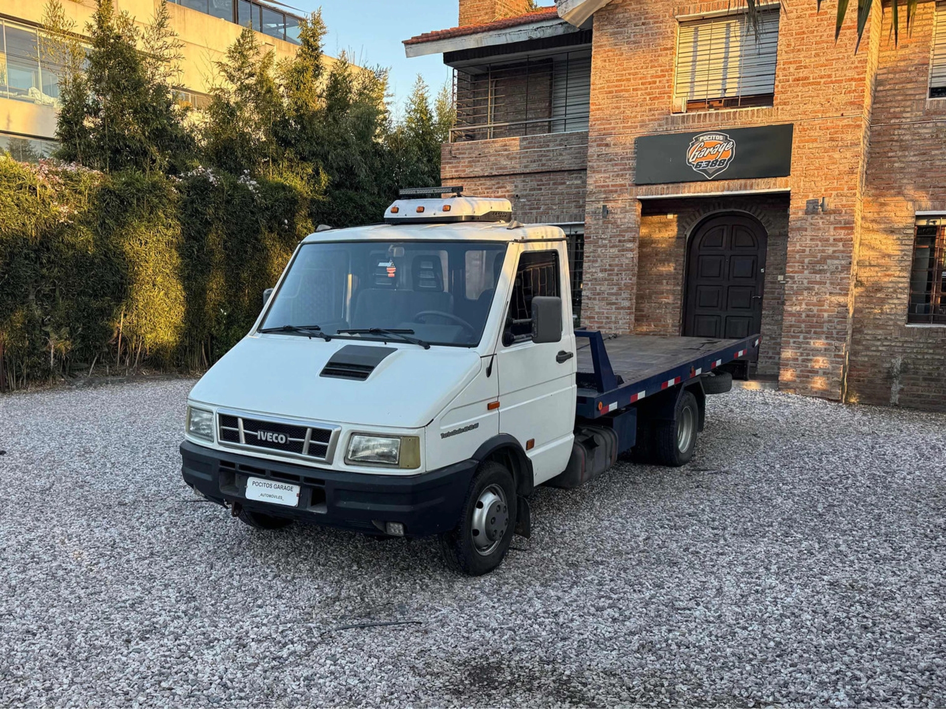Camión Grúa Iveco Daily
