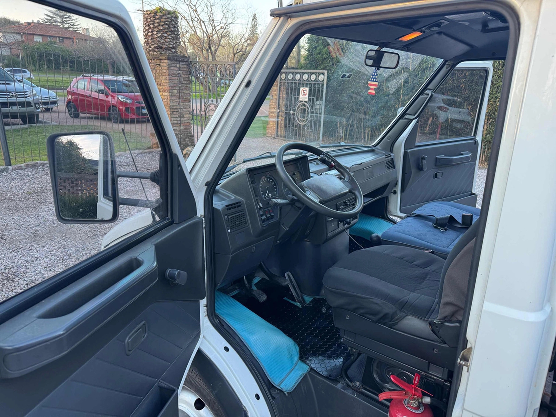 Camión Grúa Iveco Daily