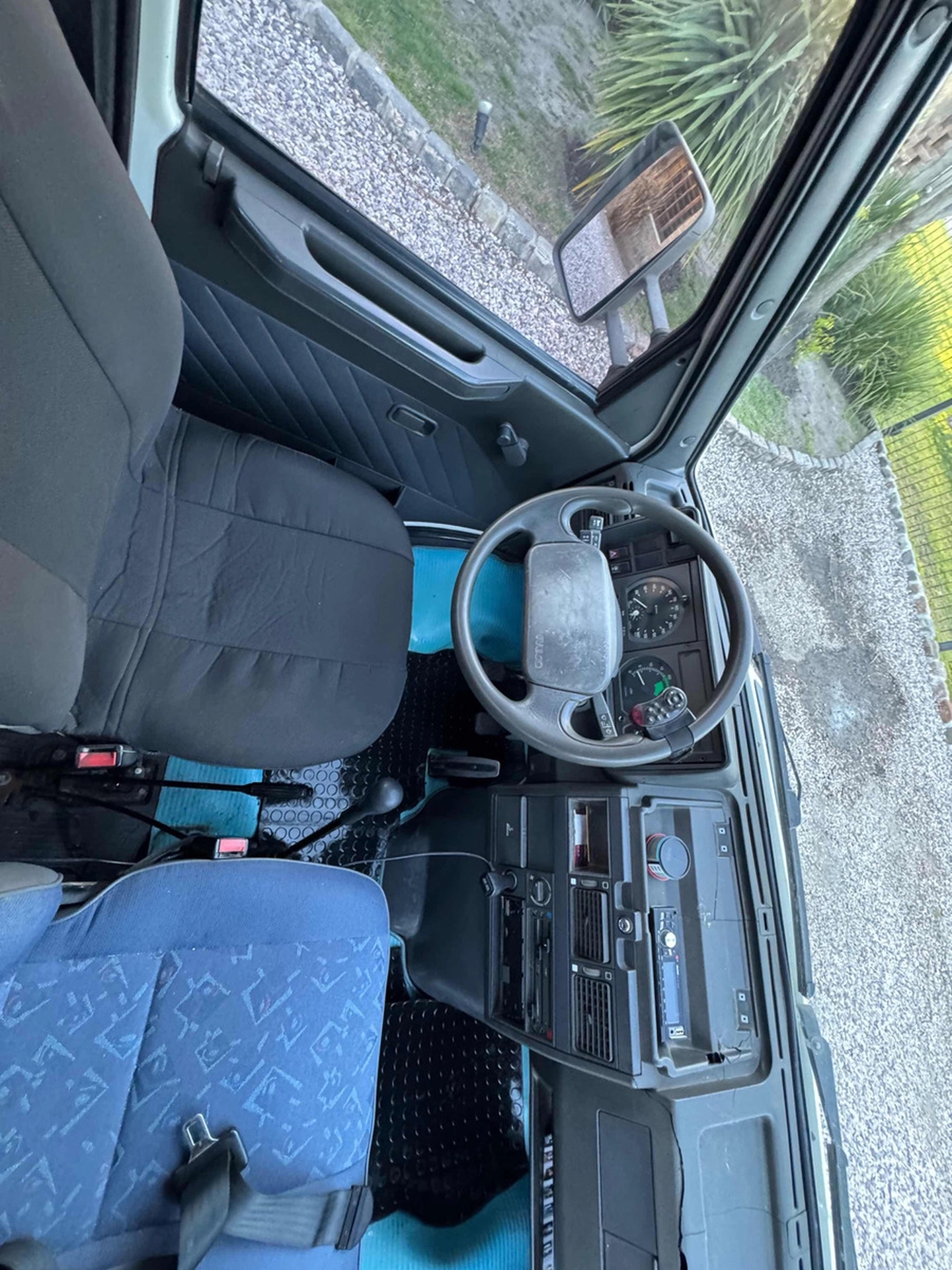 Camión Grúa Iveco Daily