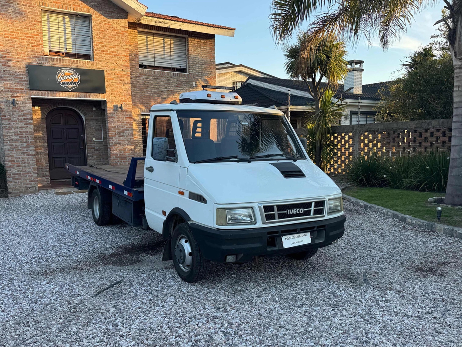 Camión Grúa Iveco Daily